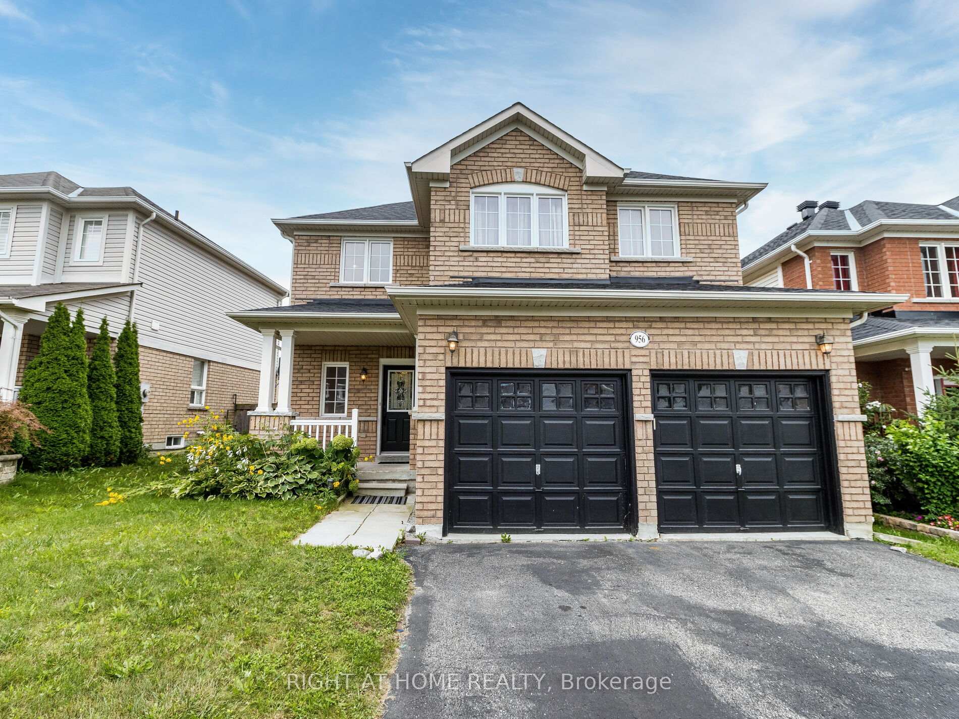 Photo 1 of 956 Ormond Drive, Oshawa, Samac — HOMEH