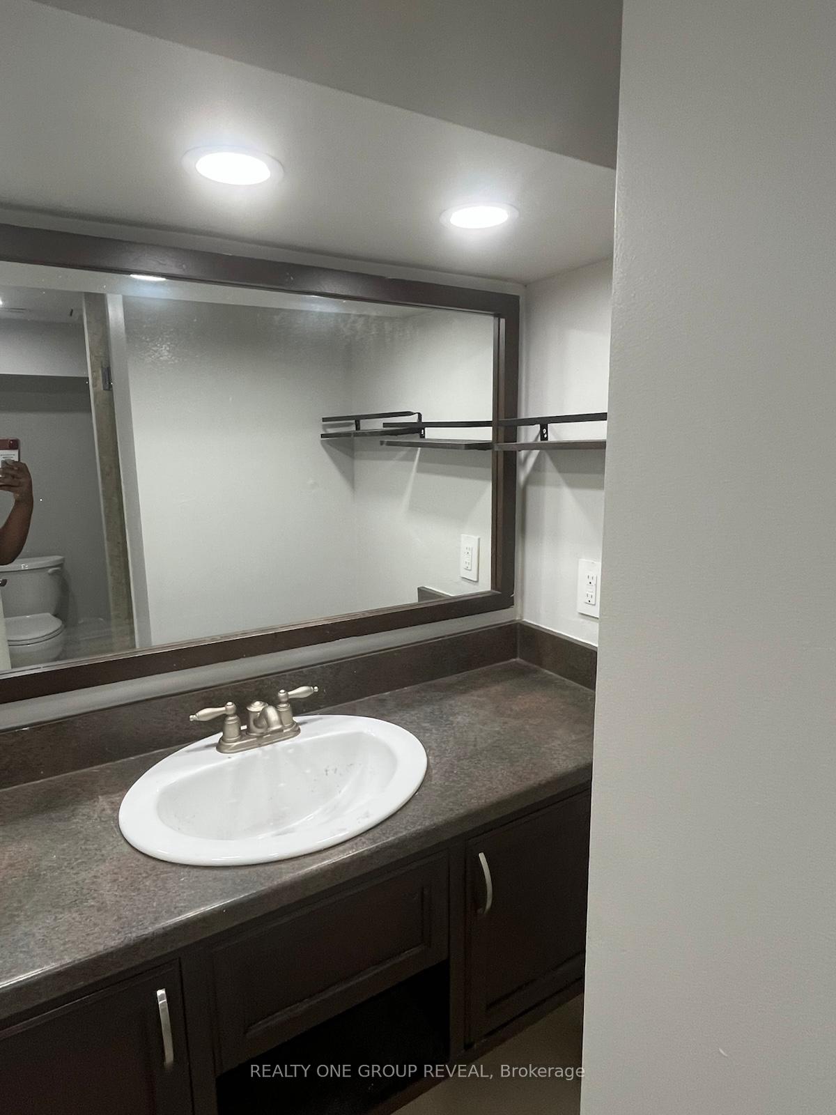 Photo 6 of 285 Ravenscroft Road, Ajax, Central West — HOMEH