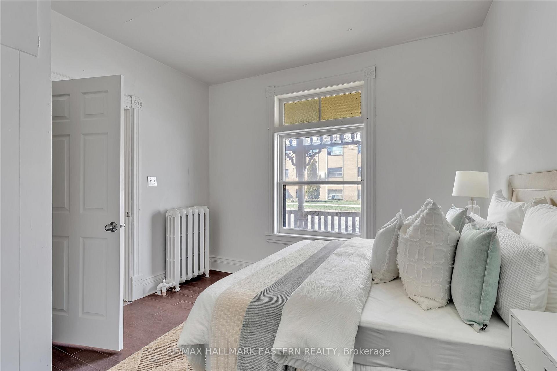 Photo 3 of 299 McDonnel Street, Peterborough, Town Ward 3 — HOMEH