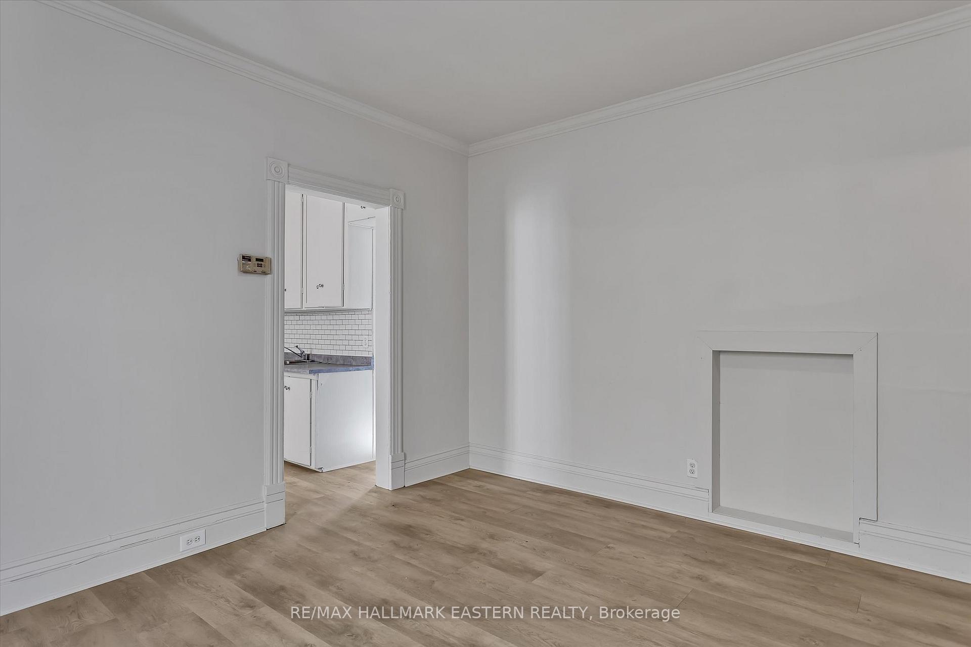 Photo 12 of 299 McDonnel Street, Peterborough, Town Ward 3 — HOMEH