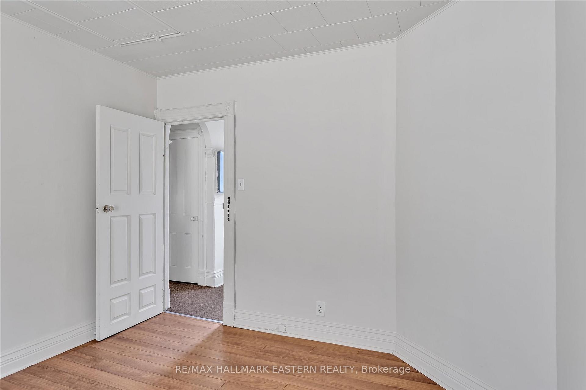 Photo 28 of 299 McDonnel Street, Peterborough, Town Ward 3 — HOMEH