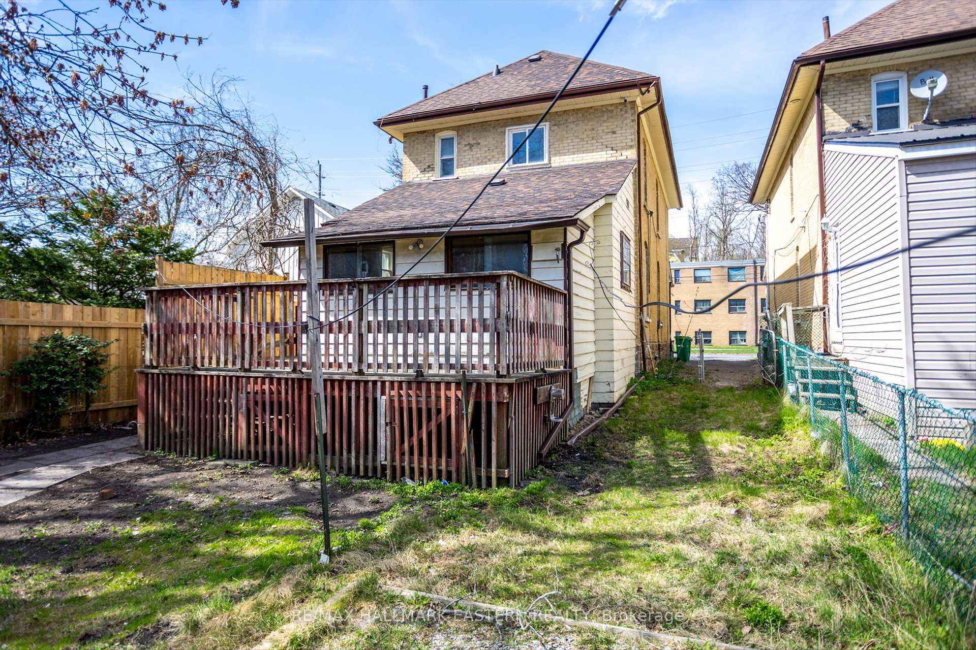Photo 33 of 299 McDonnel Street, Peterborough, Town Ward 3 — HOMEH