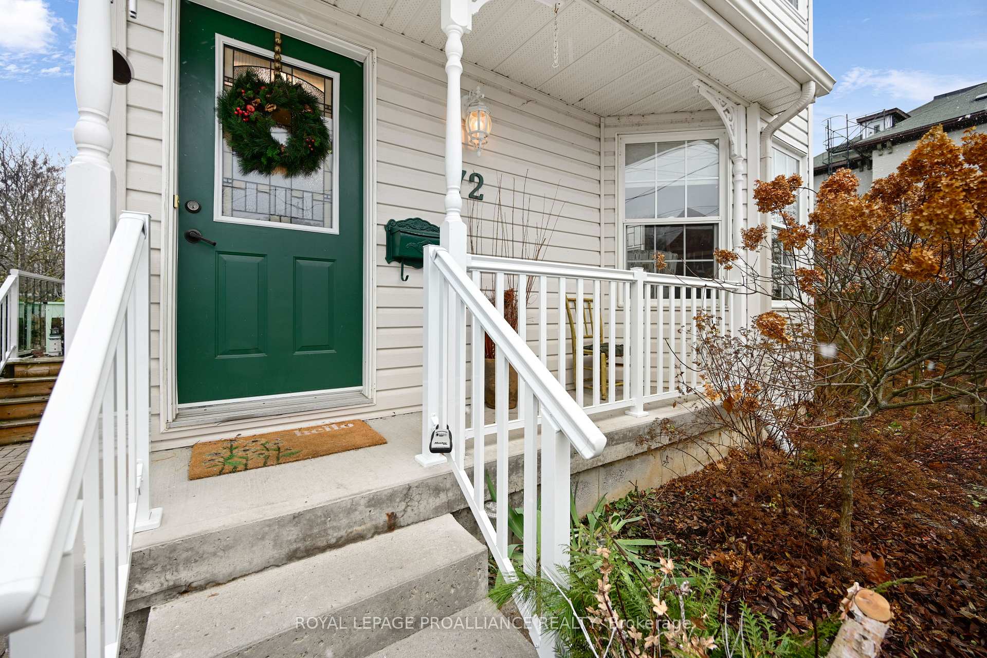 Photo 4 of 72 Beecher Street, Brockville — HOMEH