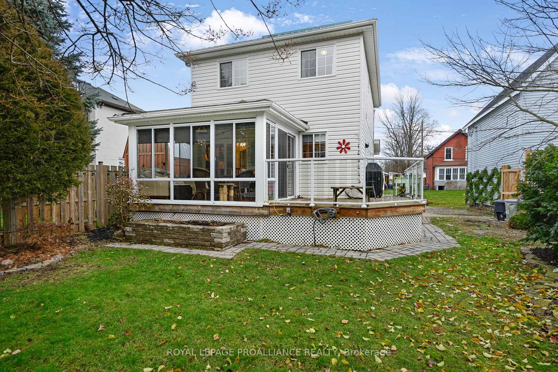 Photo 32 of 72 Beecher Street, Brockville — HOMEH