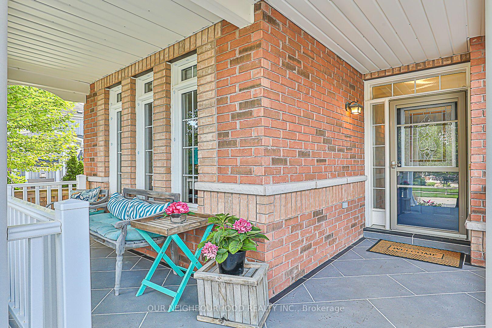 Photo 2 of 24 Corsham Drive, Whitby, Brooklin — HOMEH