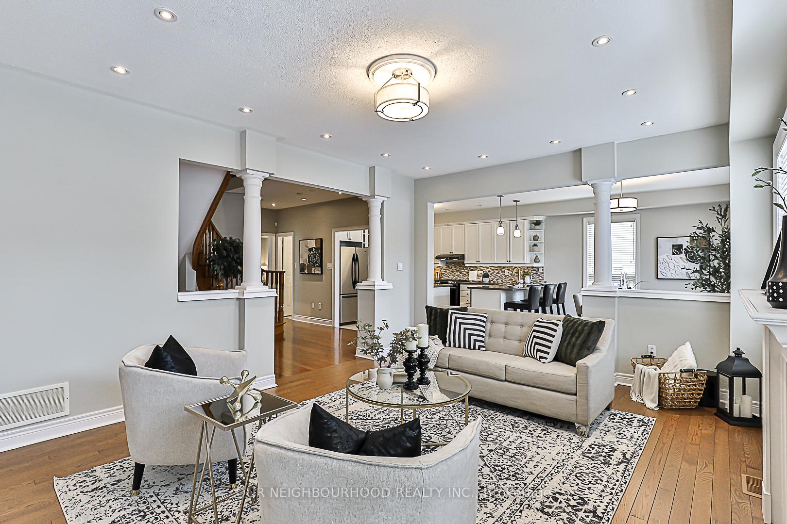 Photo 8 of 24 Corsham Drive, Whitby, Brooklin — HOMEH