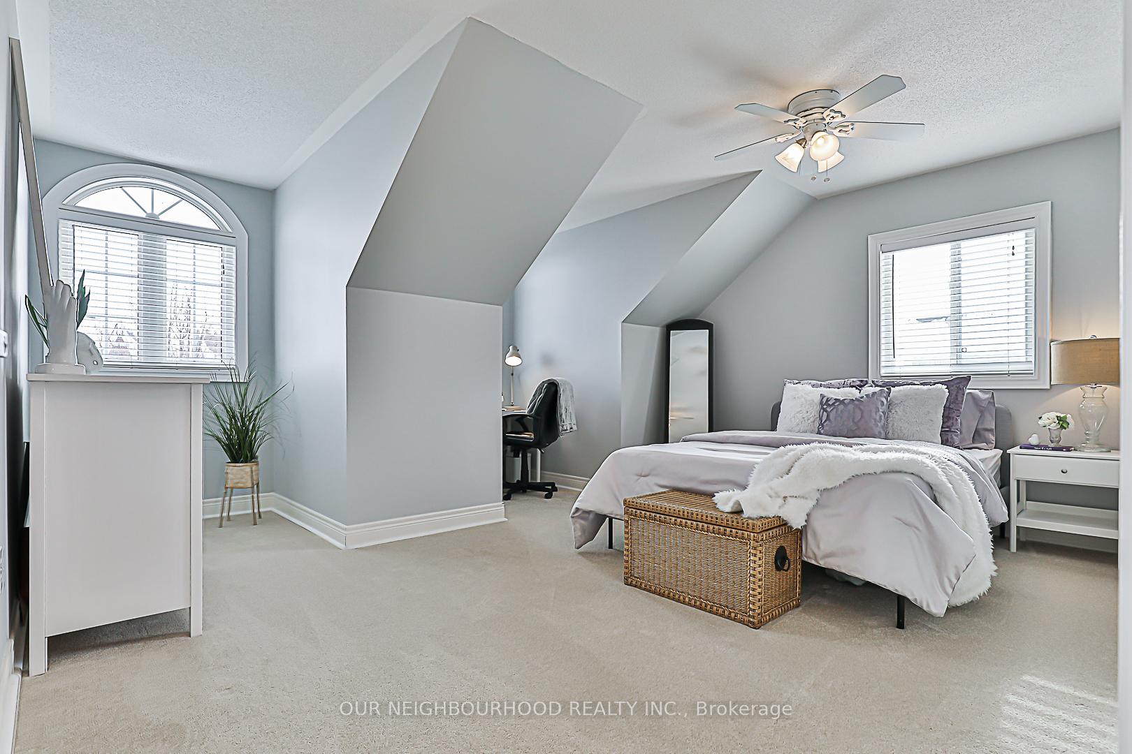 Photo 19 of 24 Corsham Drive, Whitby, Brooklin — HOMEH