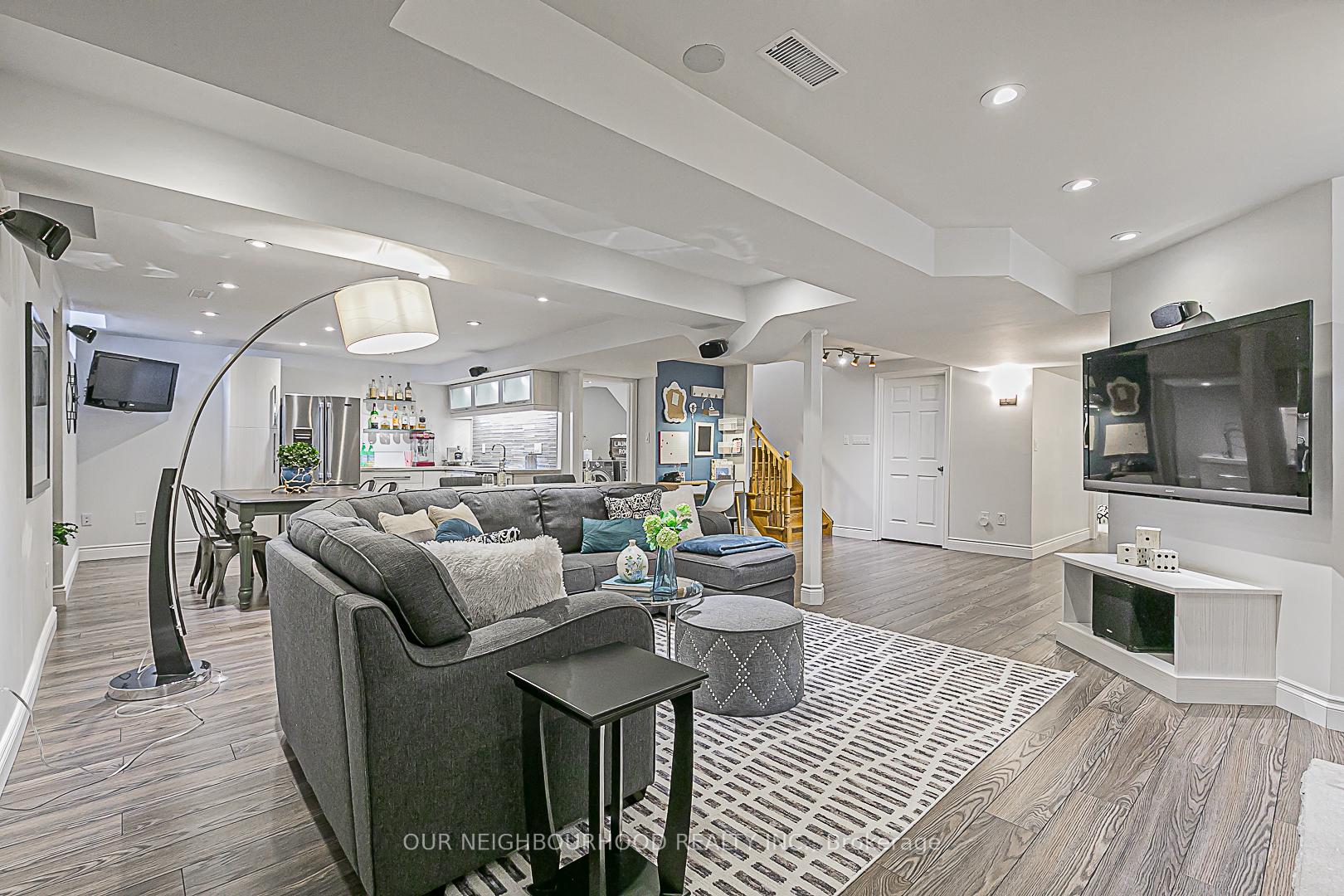 Photo 23 of 24 Corsham Drive, Whitby, Brooklin — HOMEH