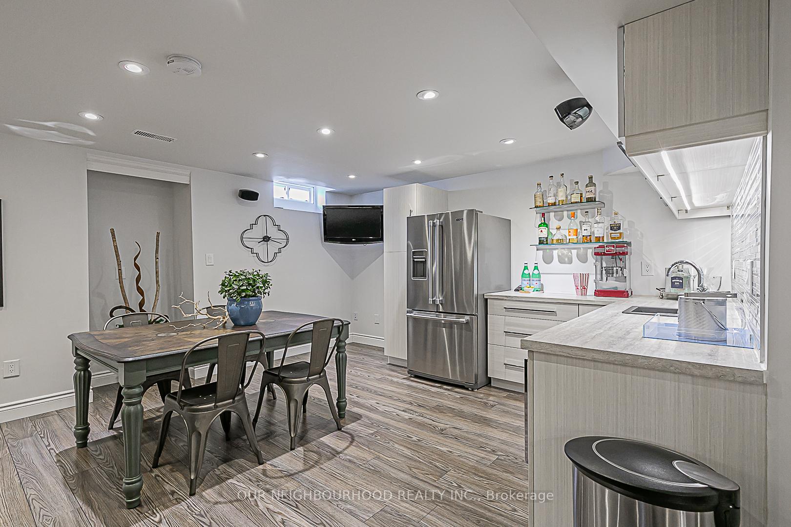 Photo 25 of 24 Corsham Drive, Whitby, Brooklin — HOMEH