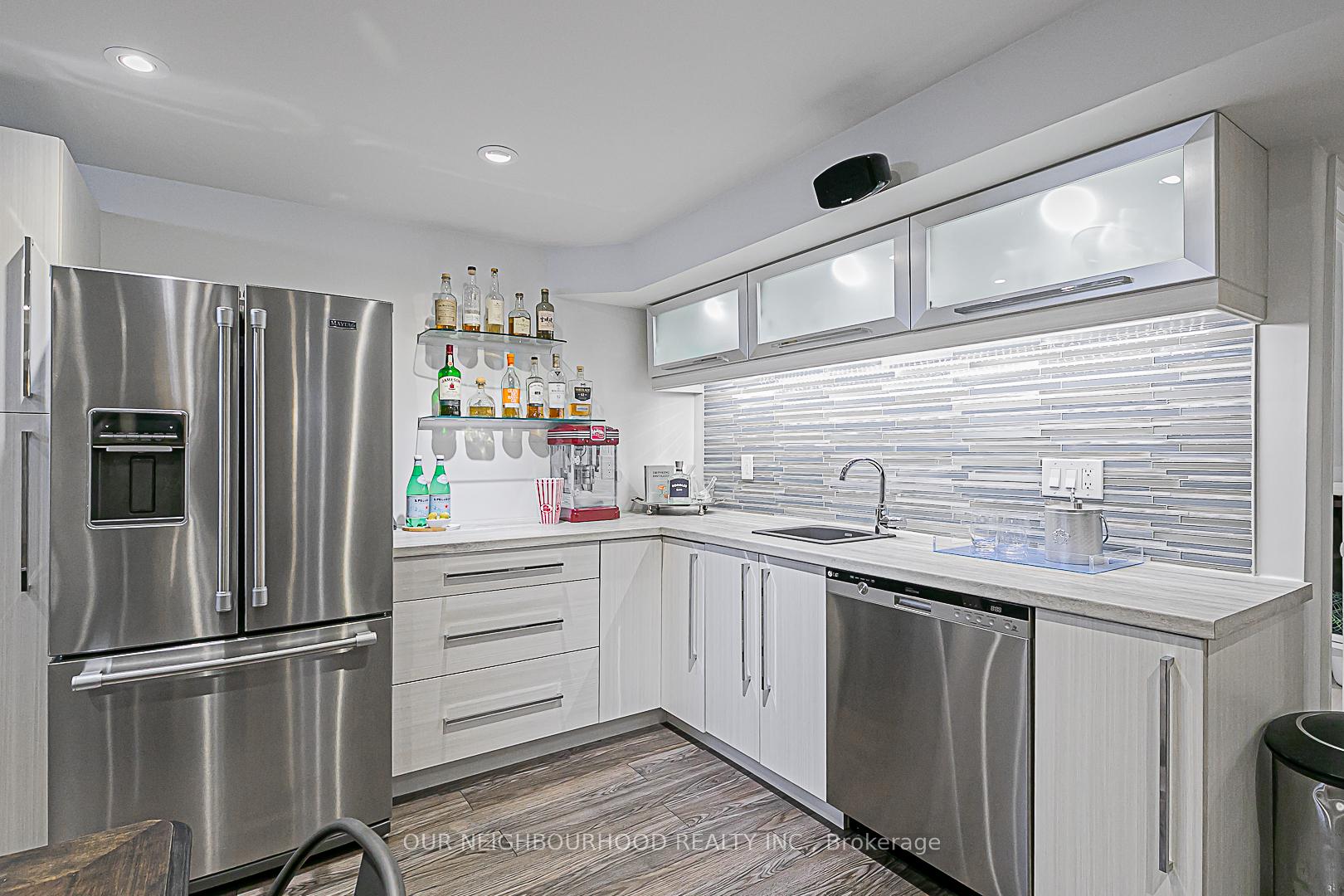 Photo 26 of 24 Corsham Drive, Whitby, Brooklin — HOMEH