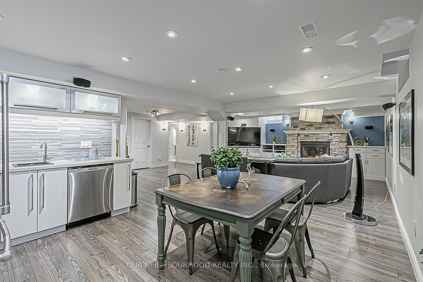 Photo 27 of 24 Corsham Drive, Whitby, Brooklin — HOMEH