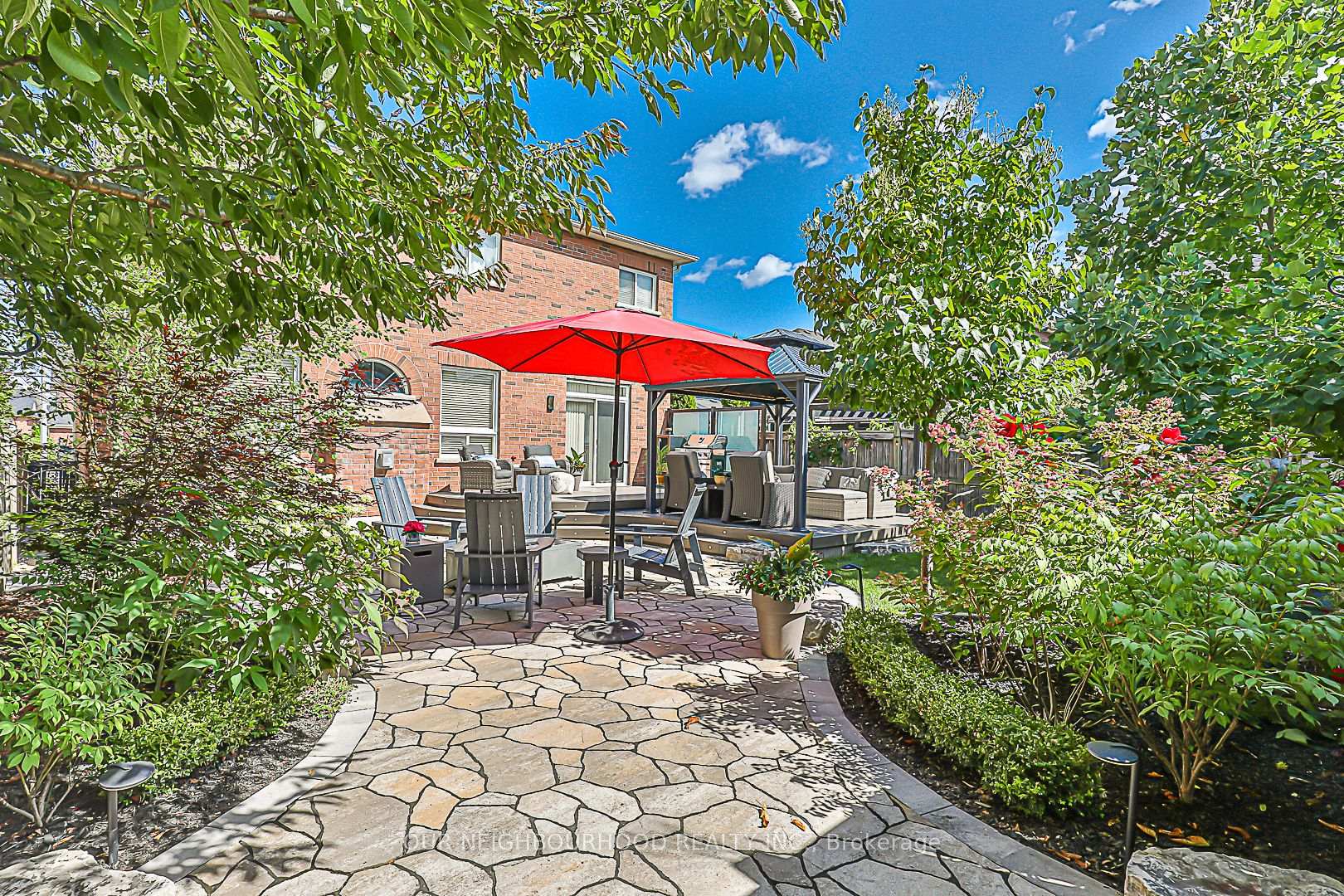 Photo 34 of 24 Corsham Drive, Whitby, Brooklin — HOMEH