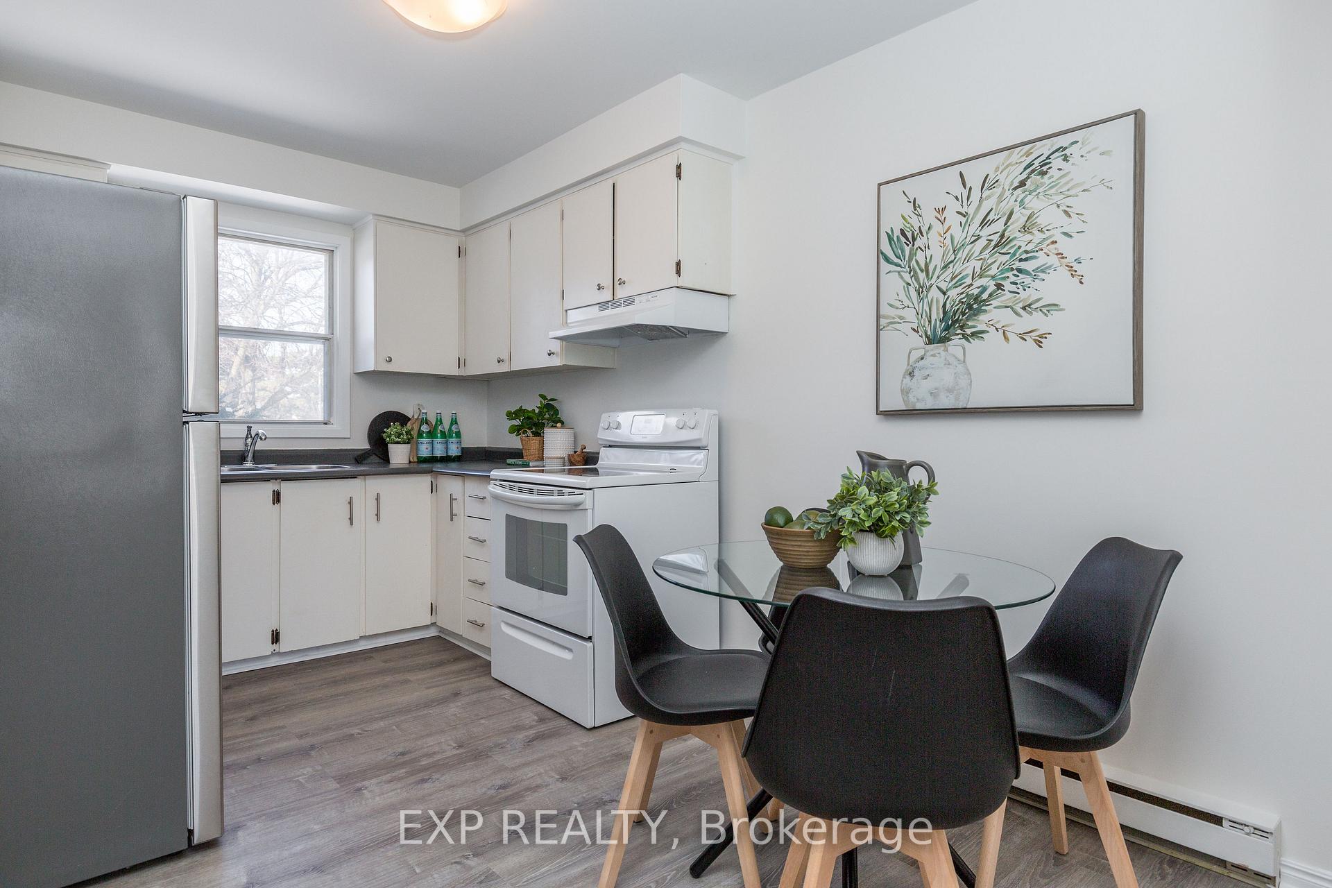 Photo 8 of 484 Laval Drive, Oshawa, Vanier — HOMEH