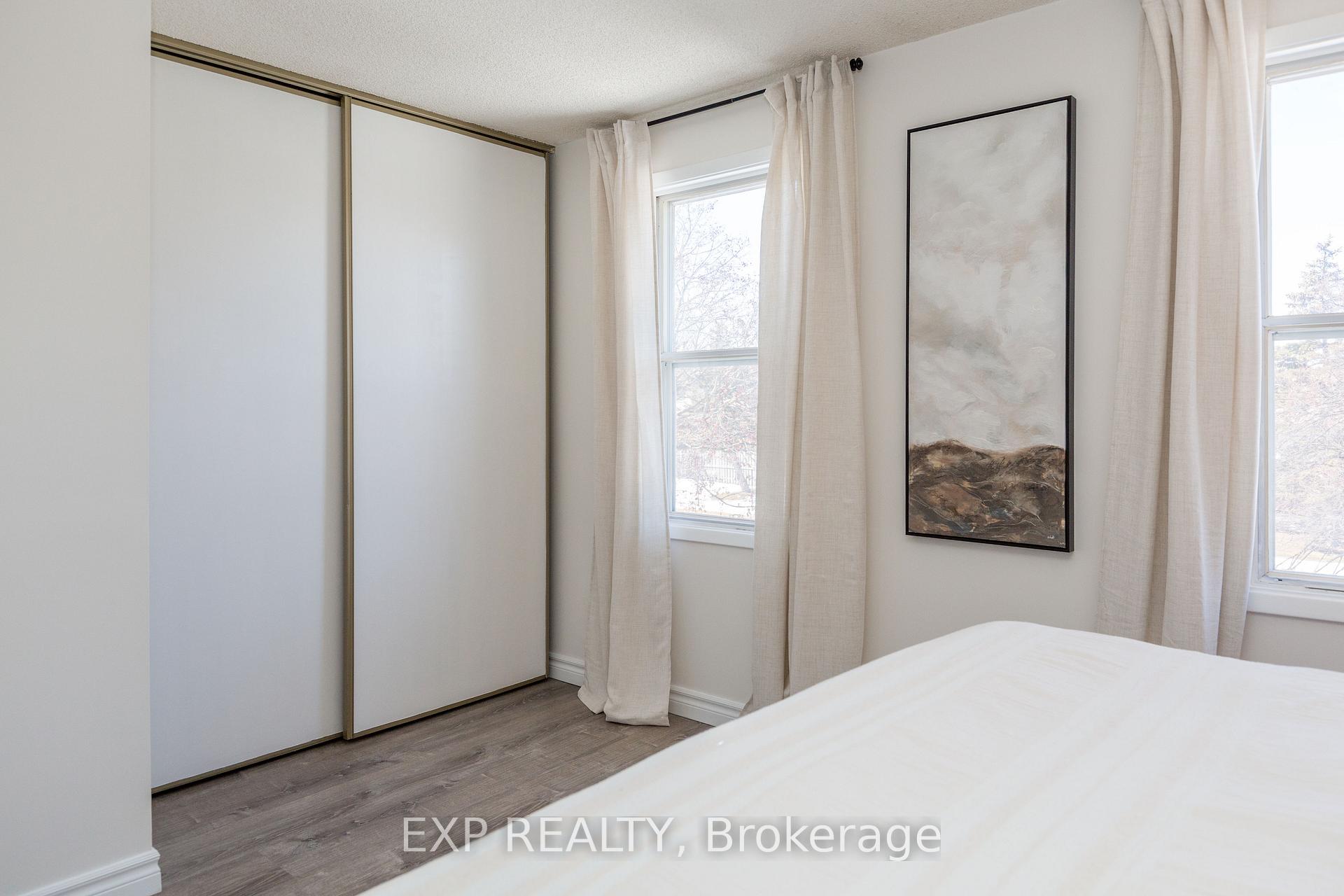 Photo 20 of 484 Laval Drive, Oshawa, Vanier — HOMEH