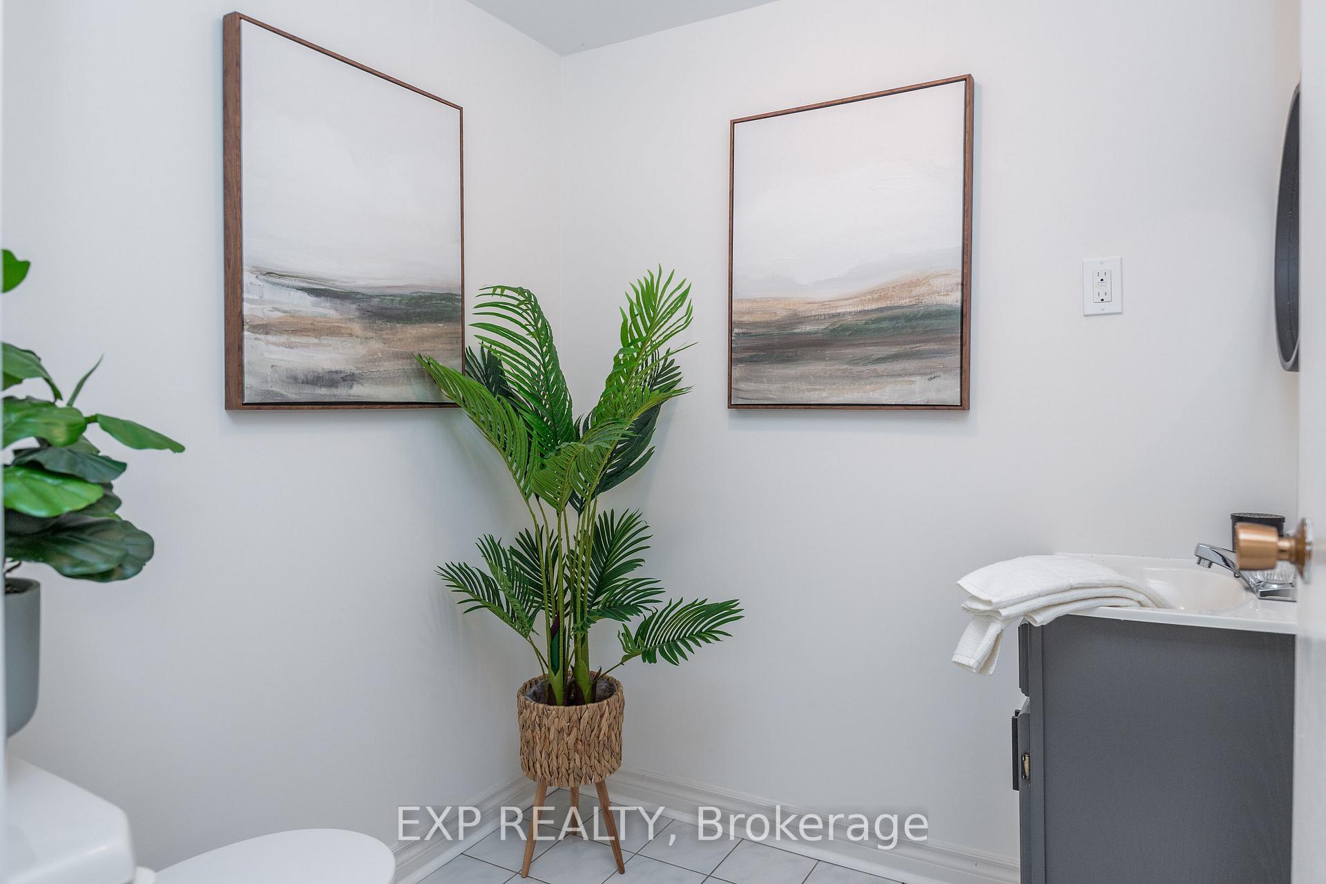 Photo 21 of 484 Laval Drive, Oshawa, Vanier — HOMEH