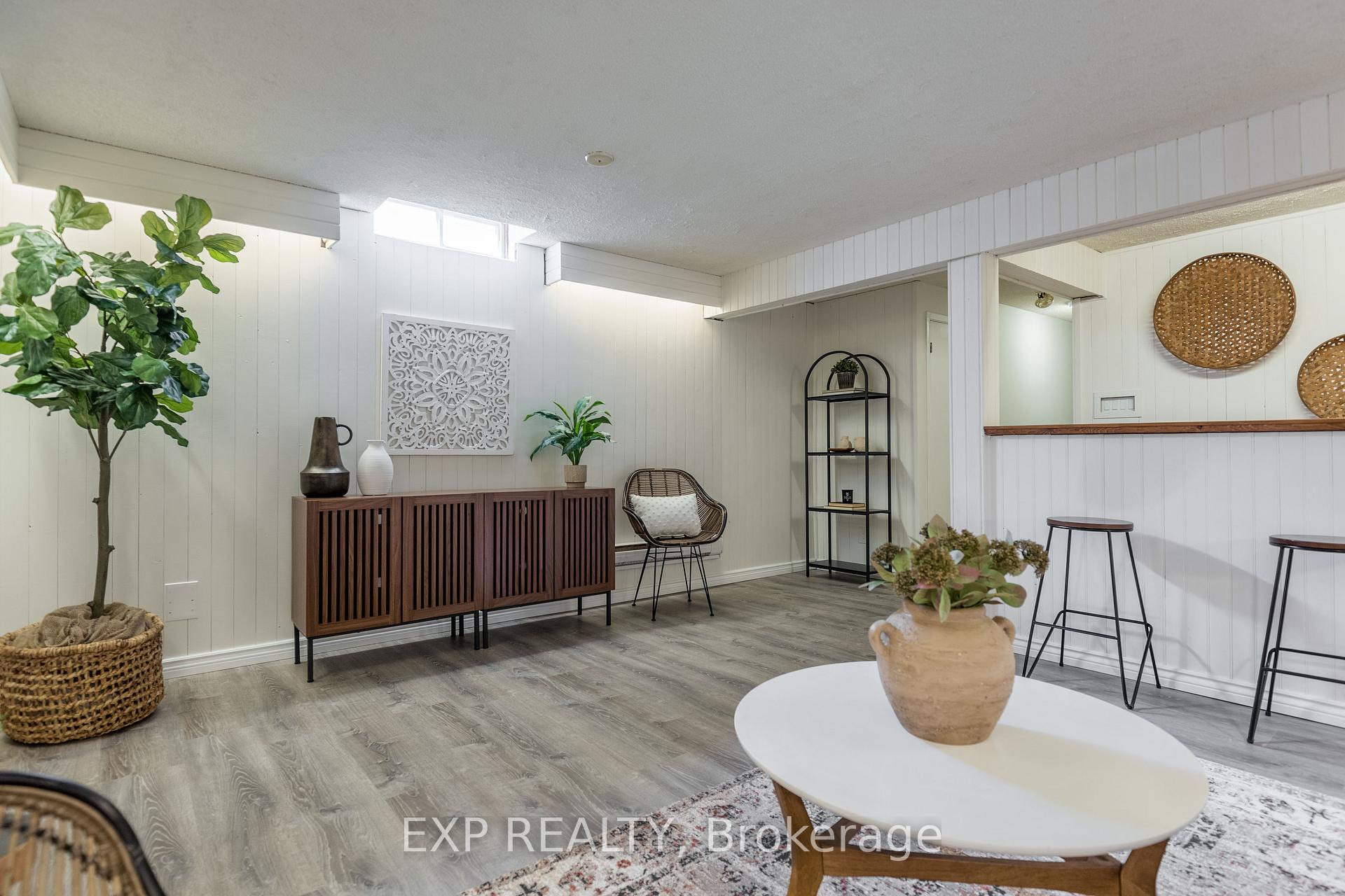 Photo 26 of 484 Laval Drive, Oshawa, Vanier — HOMEH
