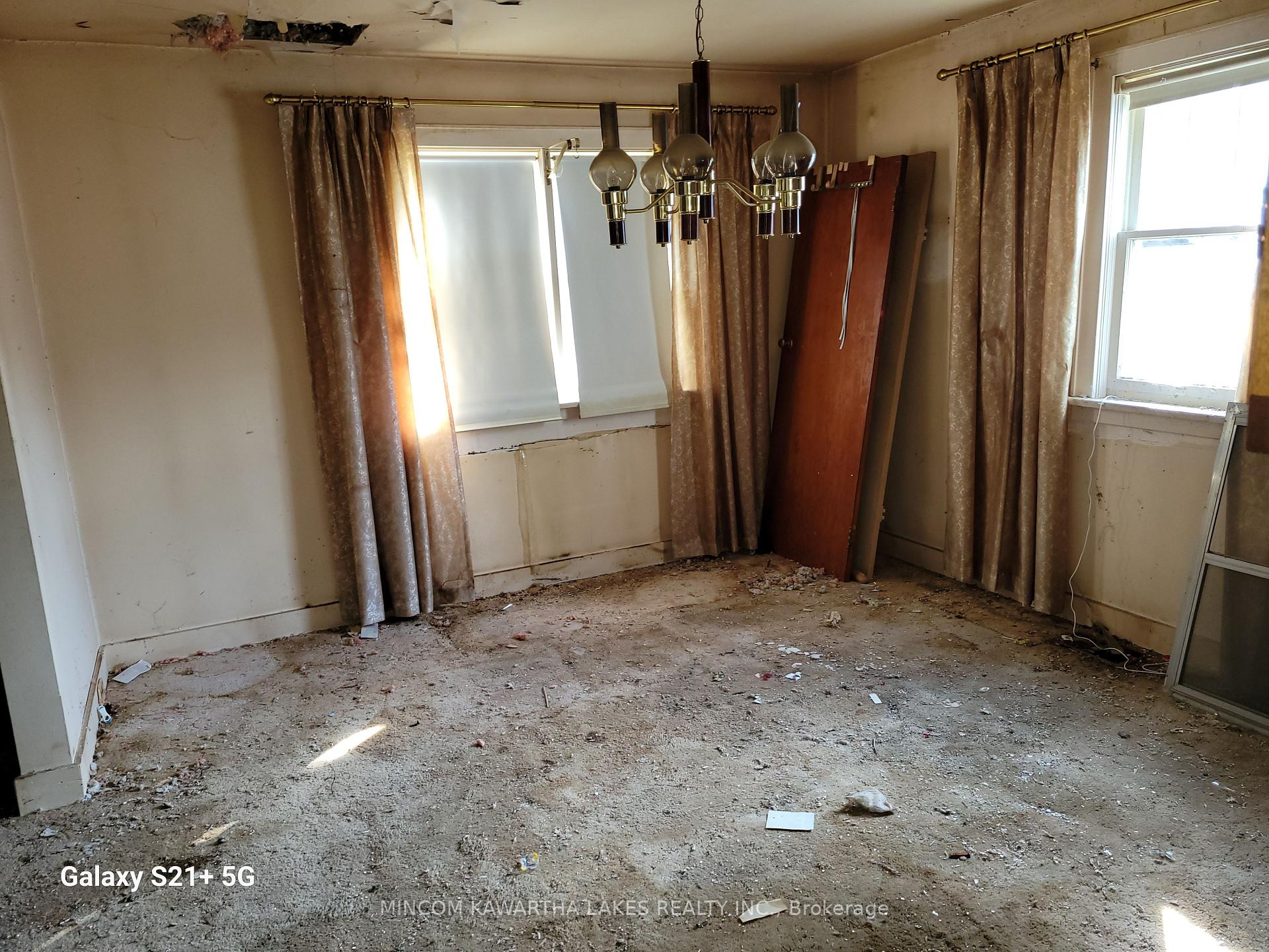 Photo 3 of 1019 Brewer Street, Peterborough, Town Ward 3 — HOMEH