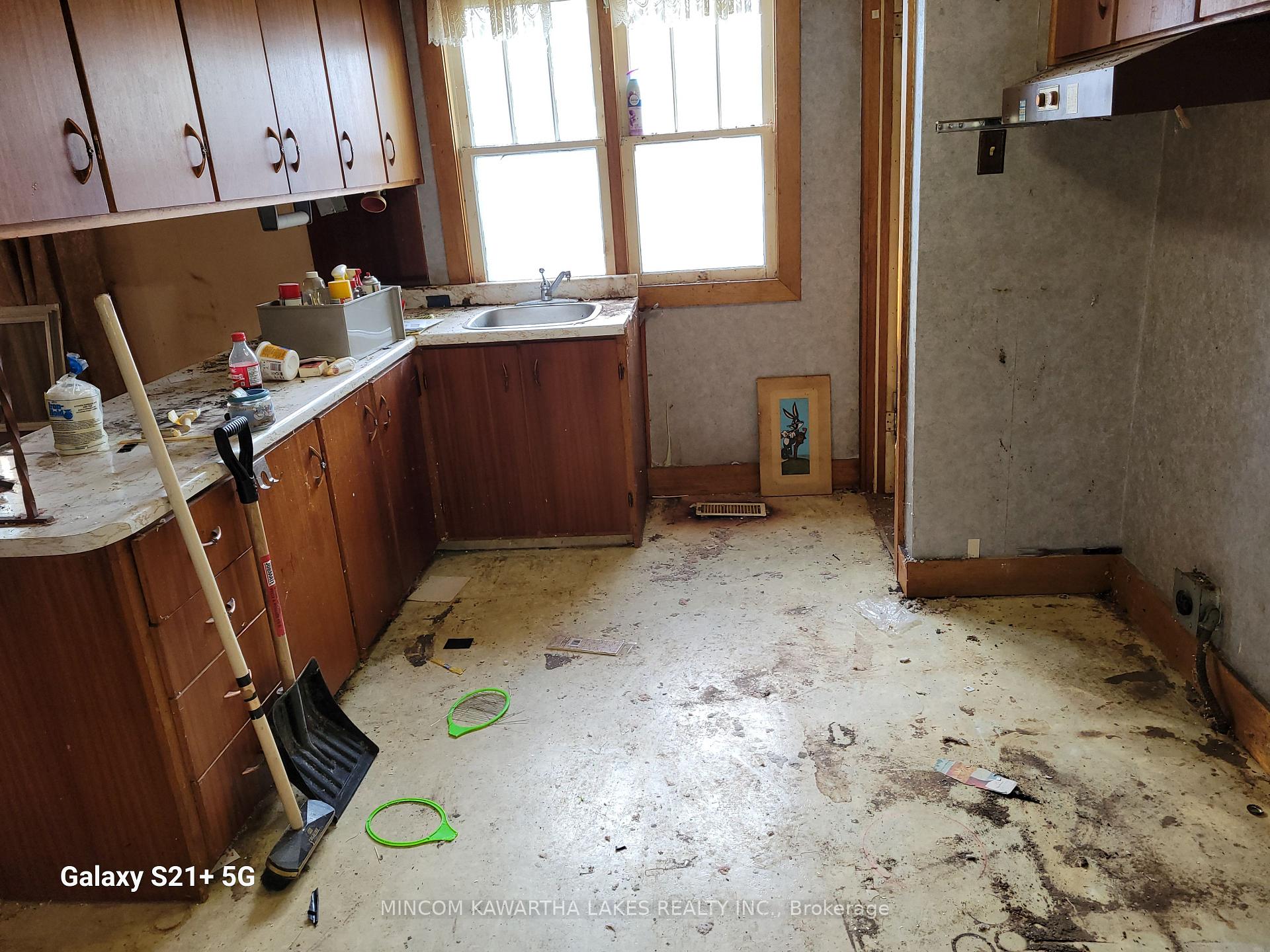 Photo 4 of 1019 Brewer Street, Peterborough, Town Ward 3 — HOMEH