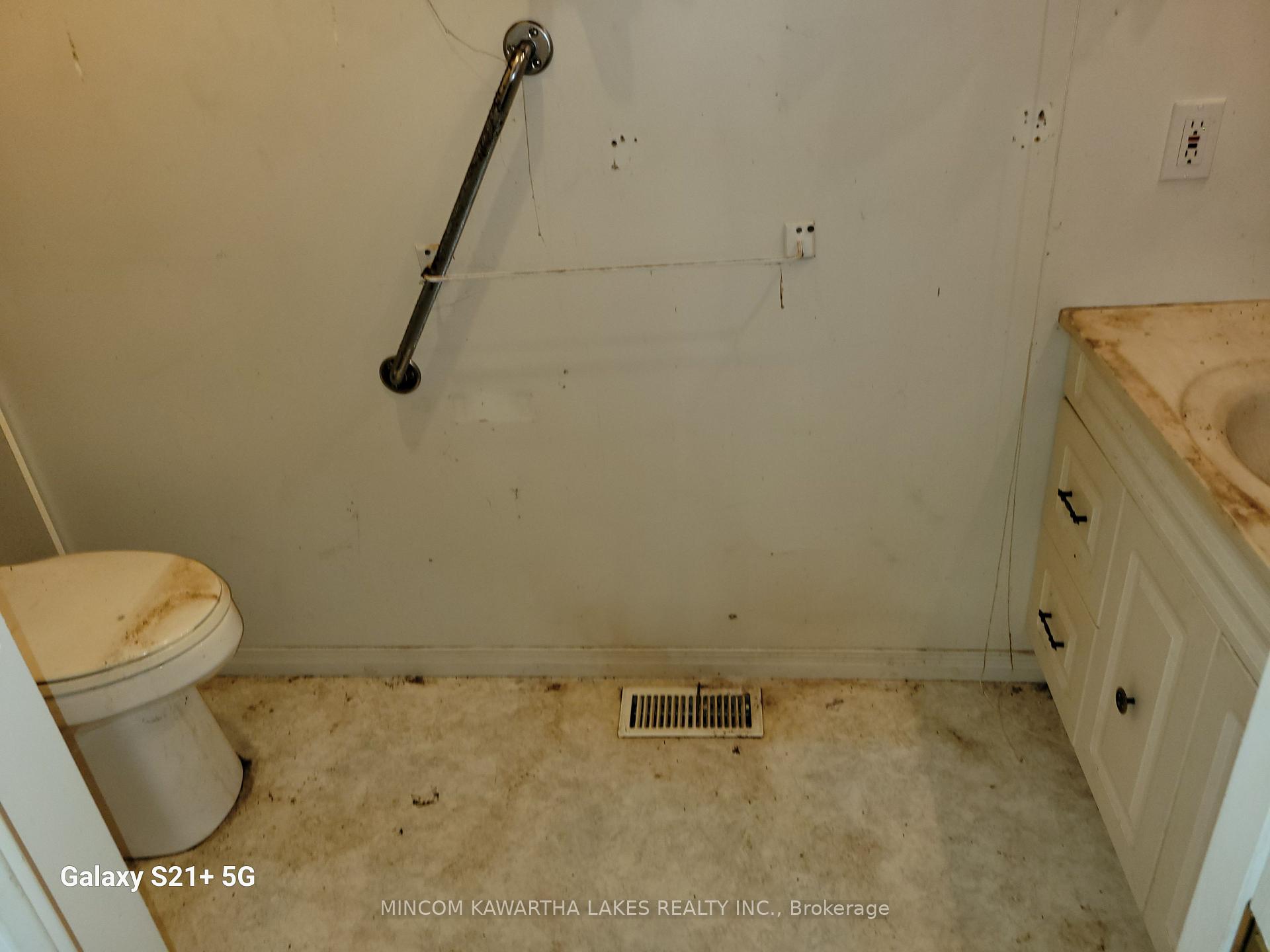 Photo 11 of 1019 Brewer Street, Peterborough, Town Ward 3 — HOMEH