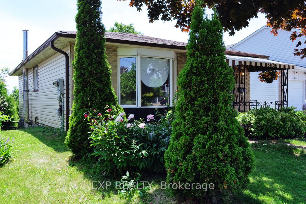 Photo 2 of 63 Swanston Crescent, Ajax, South West — HOMEH