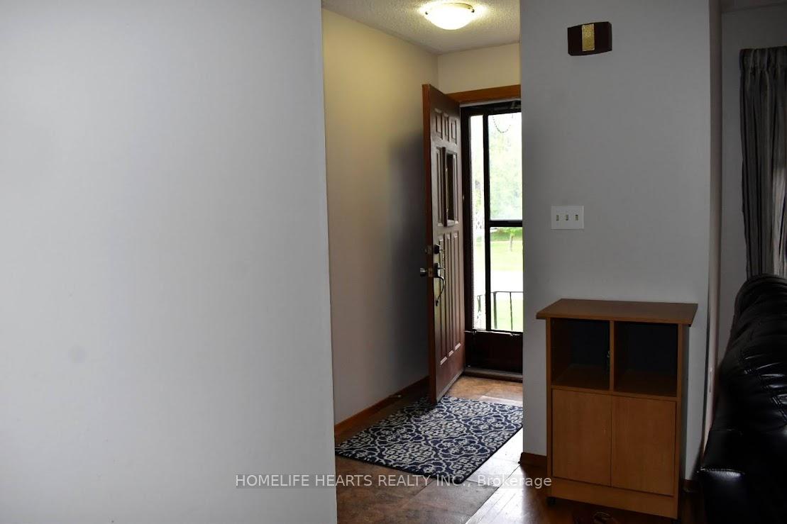 Photo 6 of 910 Sylvia Street, Oshawa, Lakeview — HOMEH