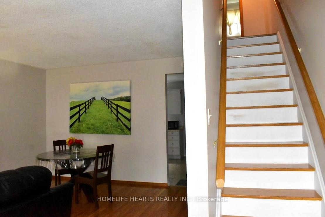 Photo 8 of 910 Sylvia Street, Oshawa, Lakeview — HOMEH