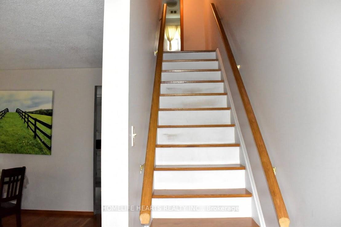 Photo 9 of 910 Sylvia Street, Oshawa, Lakeview — HOMEH