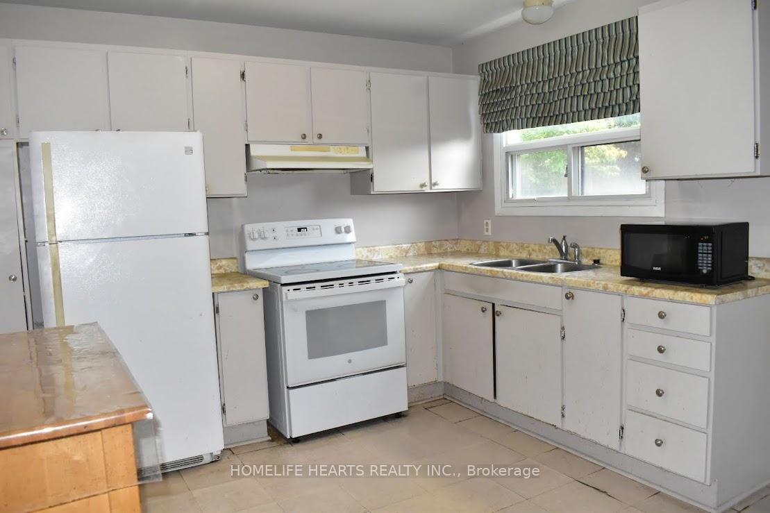 Photo 16 of 910 Sylvia Street, Oshawa, Lakeview — HOMEH