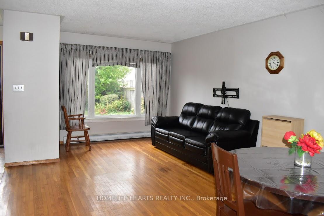 Photo 17 of 910 Sylvia Street, Oshawa, Lakeview — HOMEH