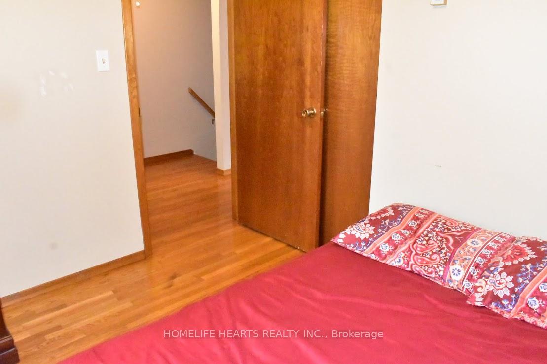 Photo 30 of 910 Sylvia Street, Oshawa, Lakeview — HOMEH