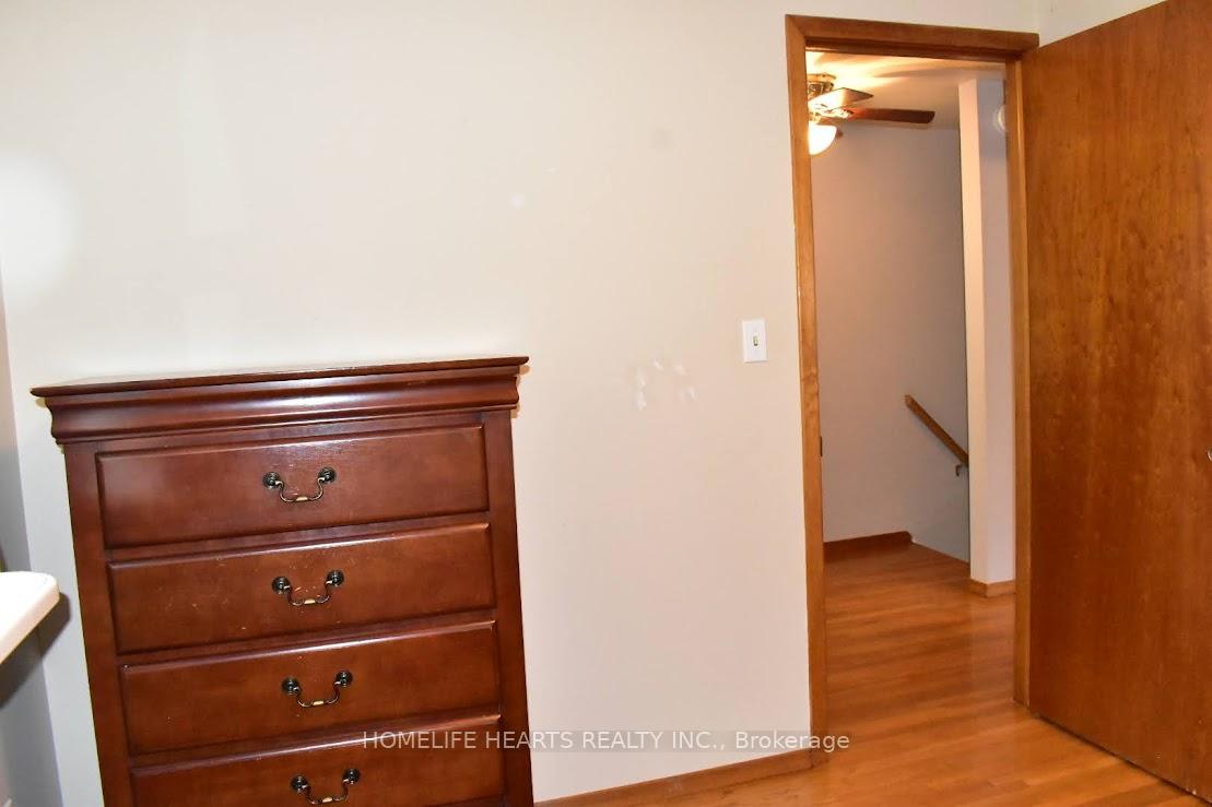 Photo 31 of 910 Sylvia Street, Oshawa, Lakeview — HOMEH