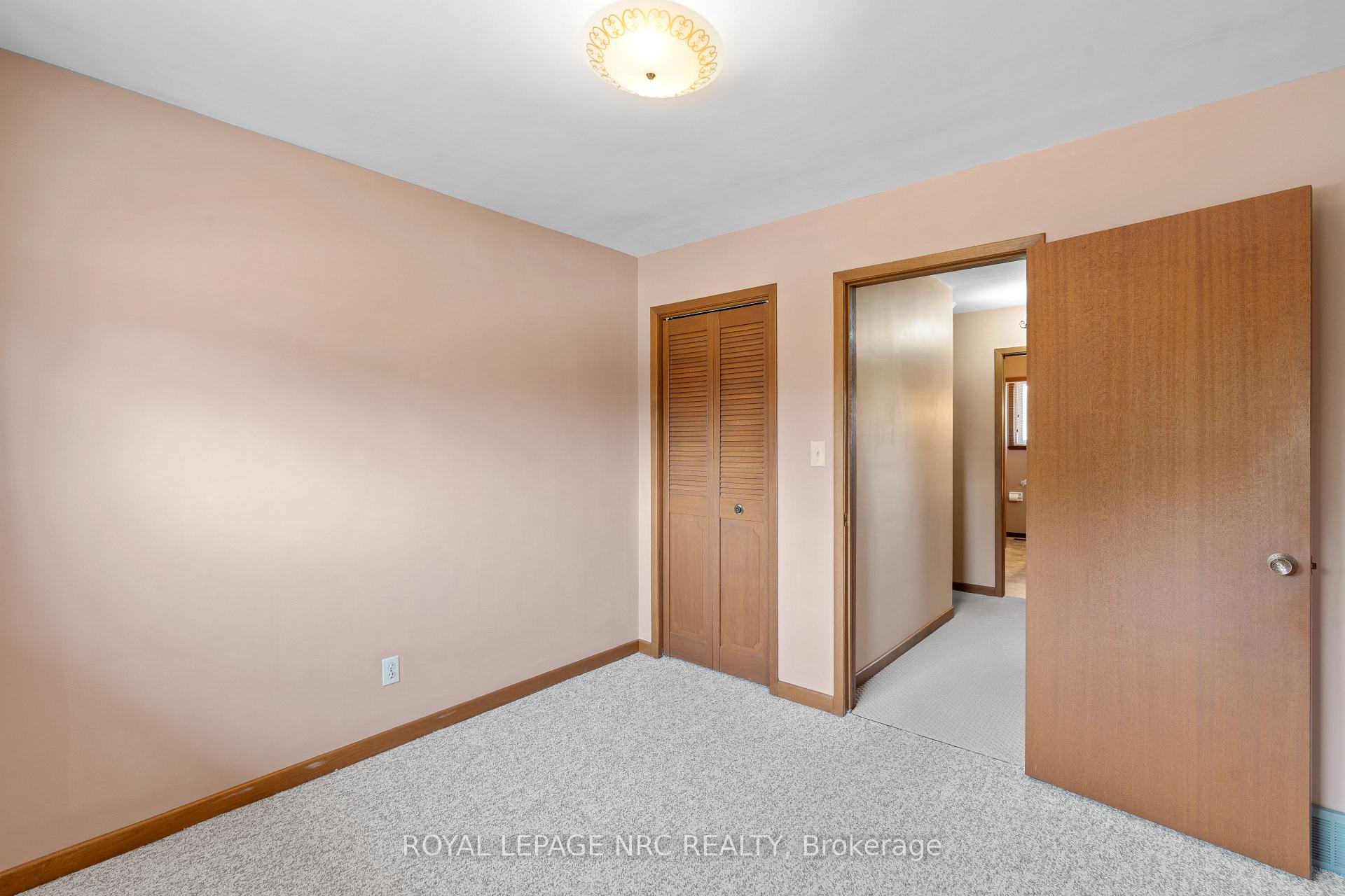 Photo 19 of 58 Wiltshire Boulevard, Welland, N. Welland — HOMEH