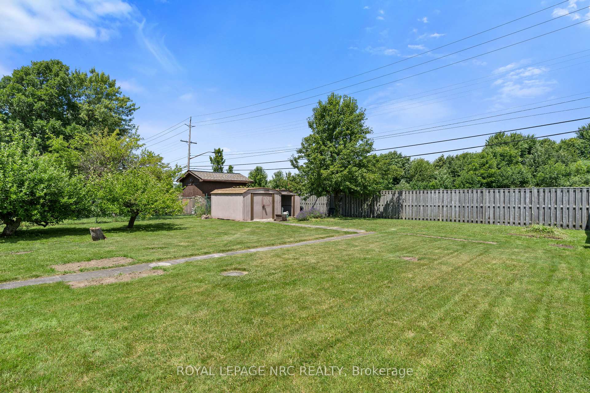Photo 29 of 58 Wiltshire Boulevard, Welland, N. Welland — HOMEH