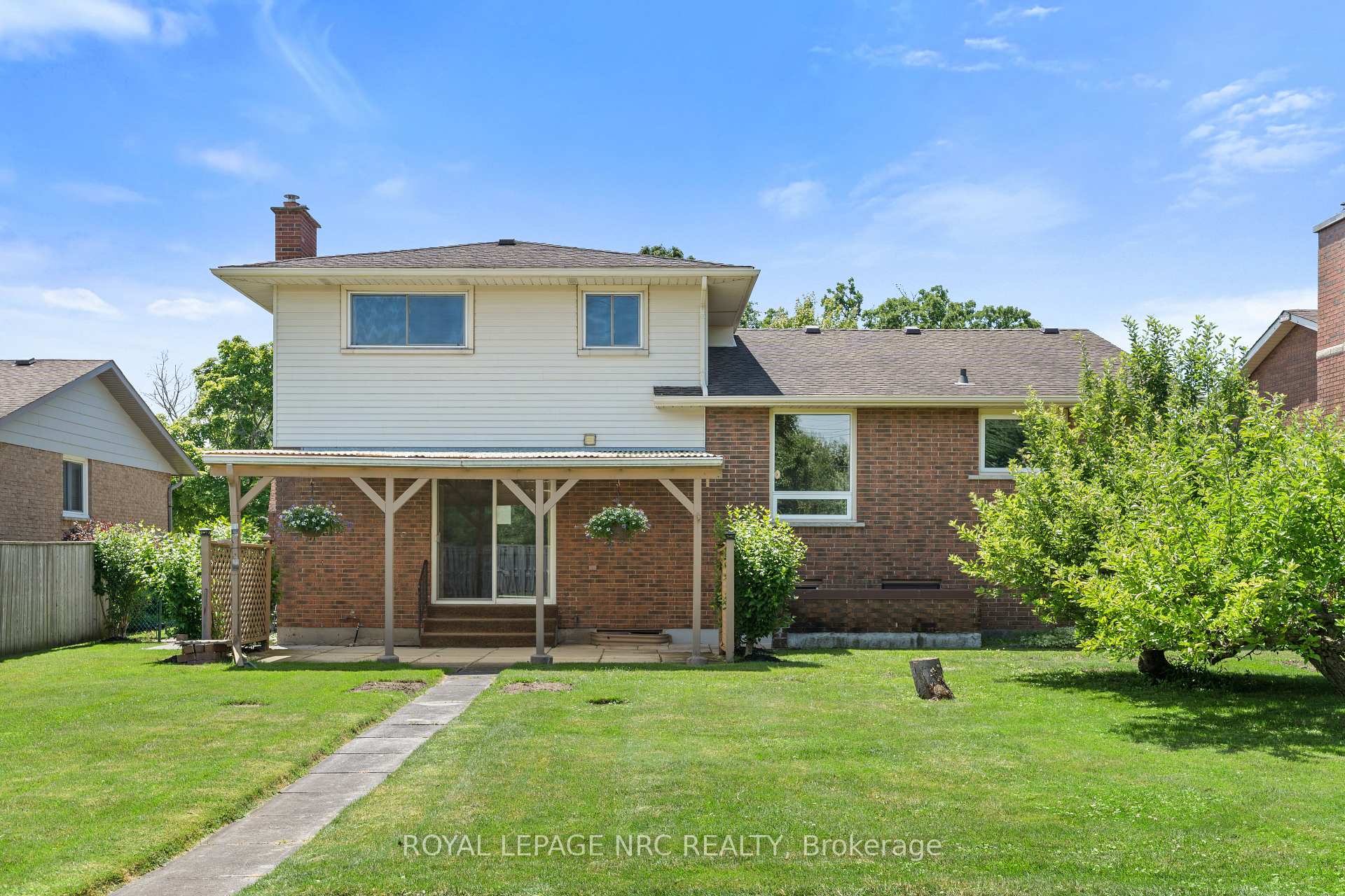 Photo 30 of 58 Wiltshire Boulevard, Welland, N. Welland — HOMEH