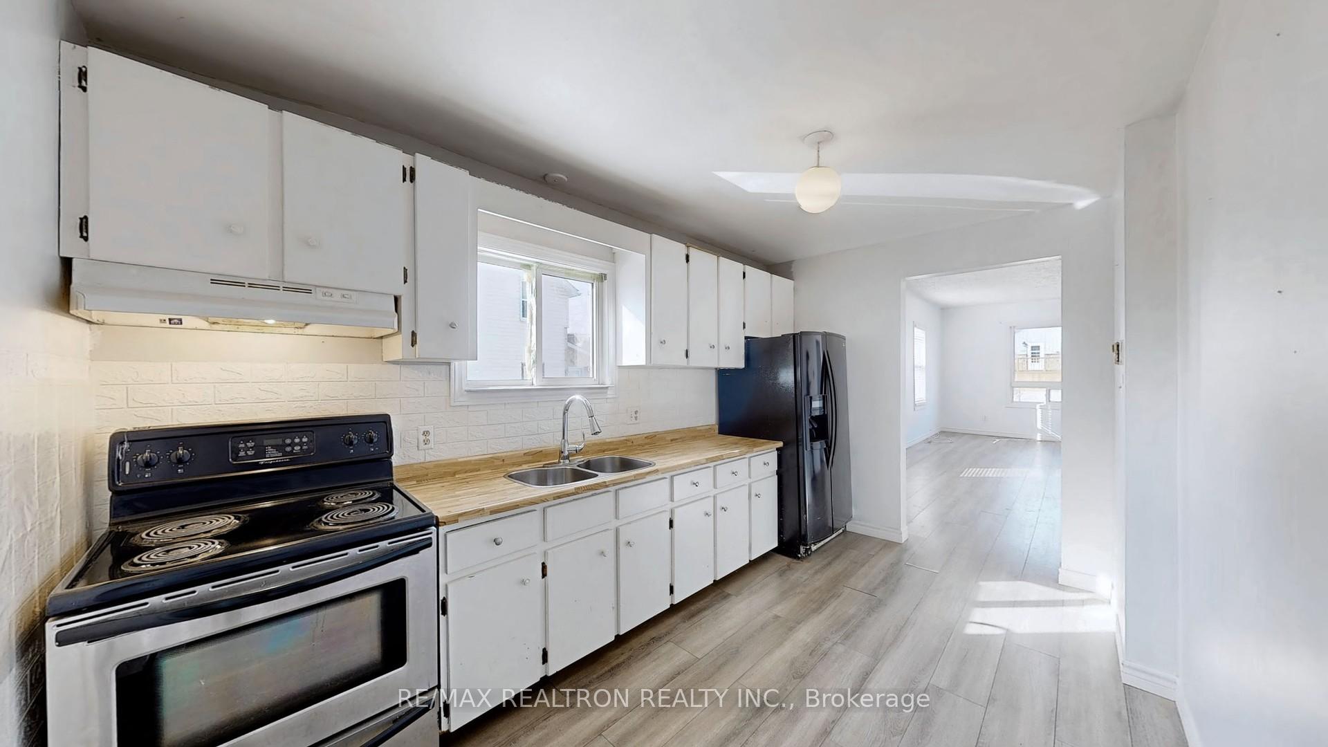 Photo 11 of 237 Nassau Street, Oshawa, Vanier — HOMEH