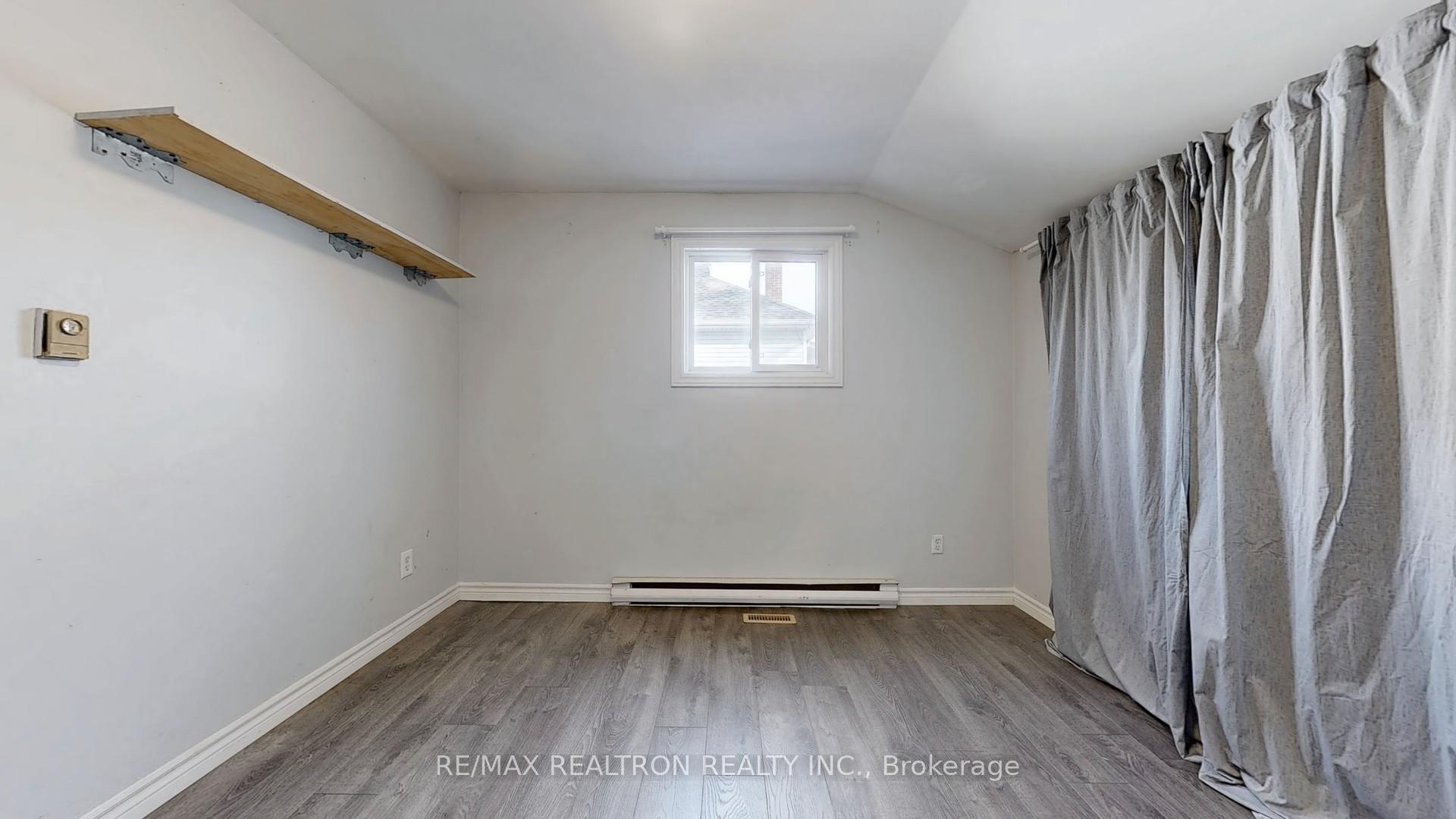 Photo 16 of 237 Nassau Street, Oshawa, Vanier — HOMEH