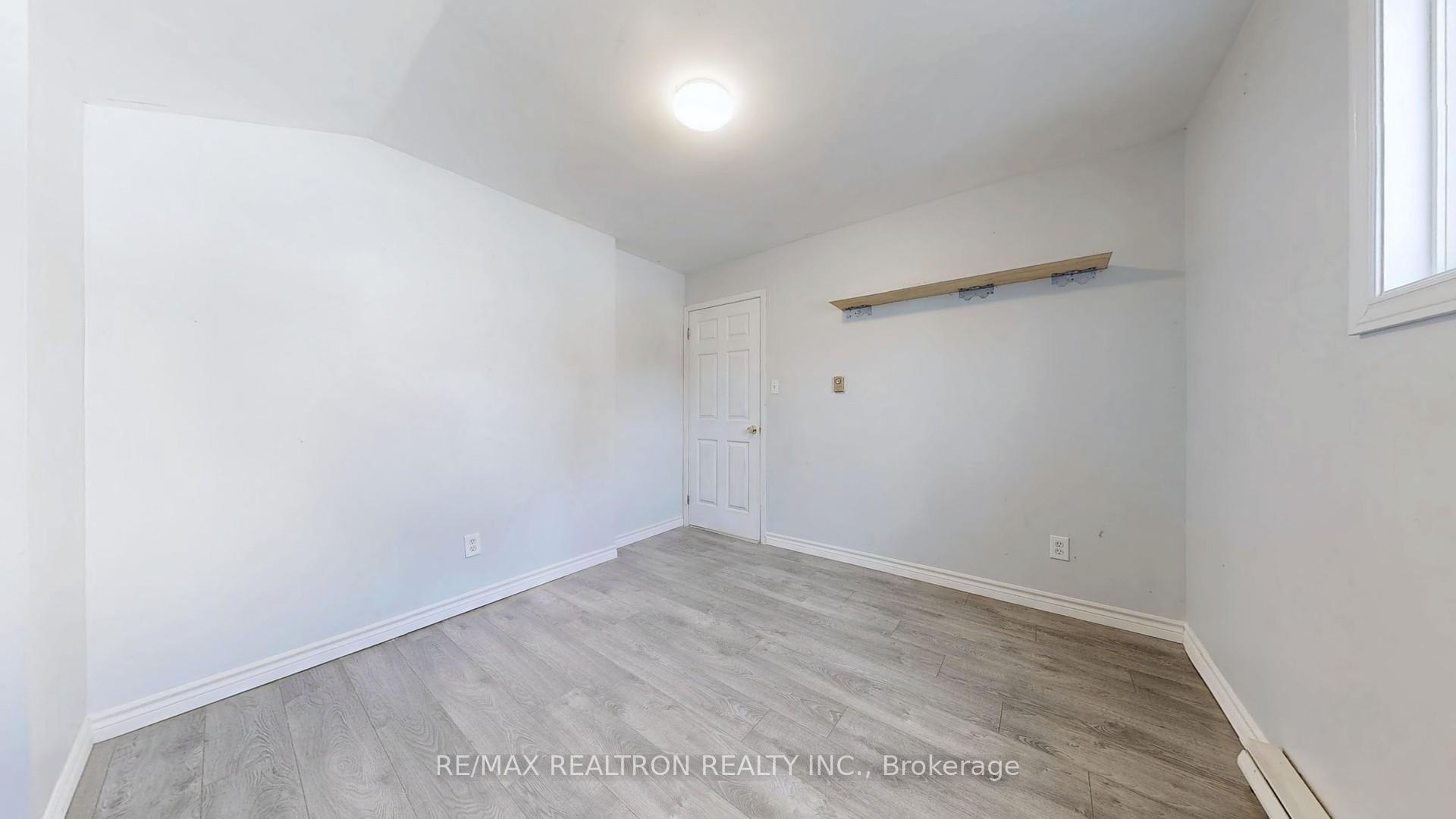 Photo 18 of 237 Nassau Street, Oshawa, Vanier — HOMEH