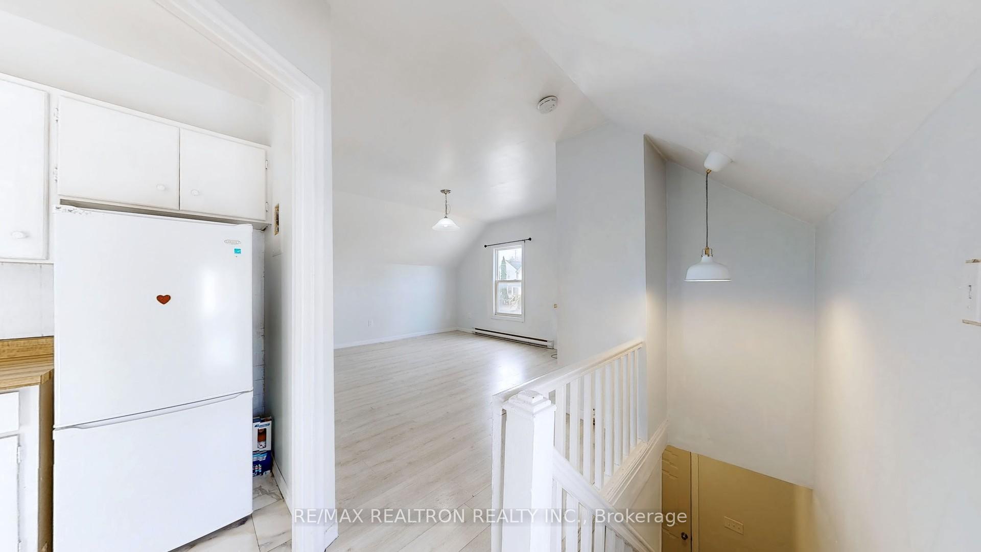 Photo 22 of 237 Nassau Street, Oshawa, Vanier — HOMEH