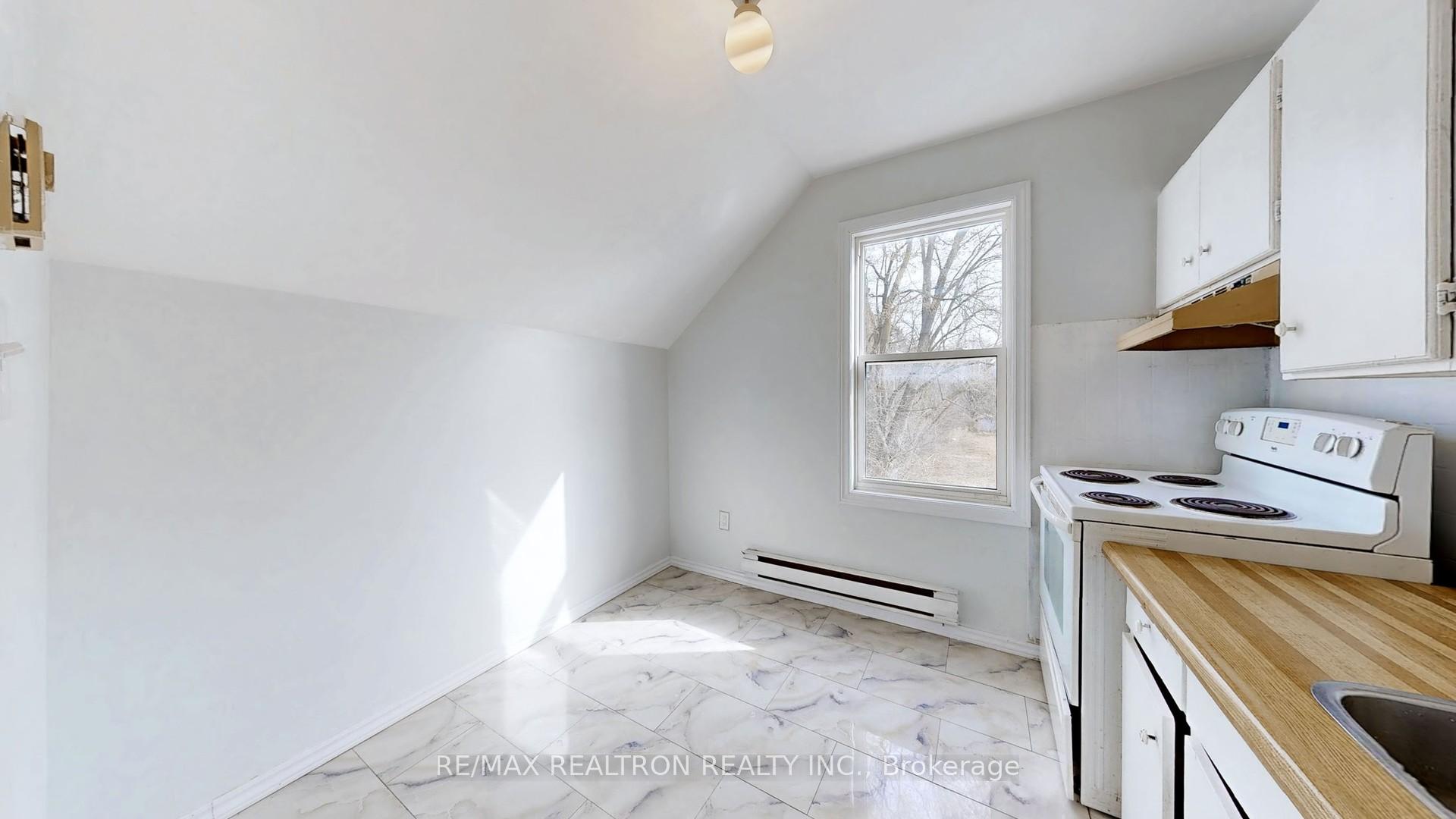 Photo 29 of 237 Nassau Street, Oshawa, Vanier — HOMEH