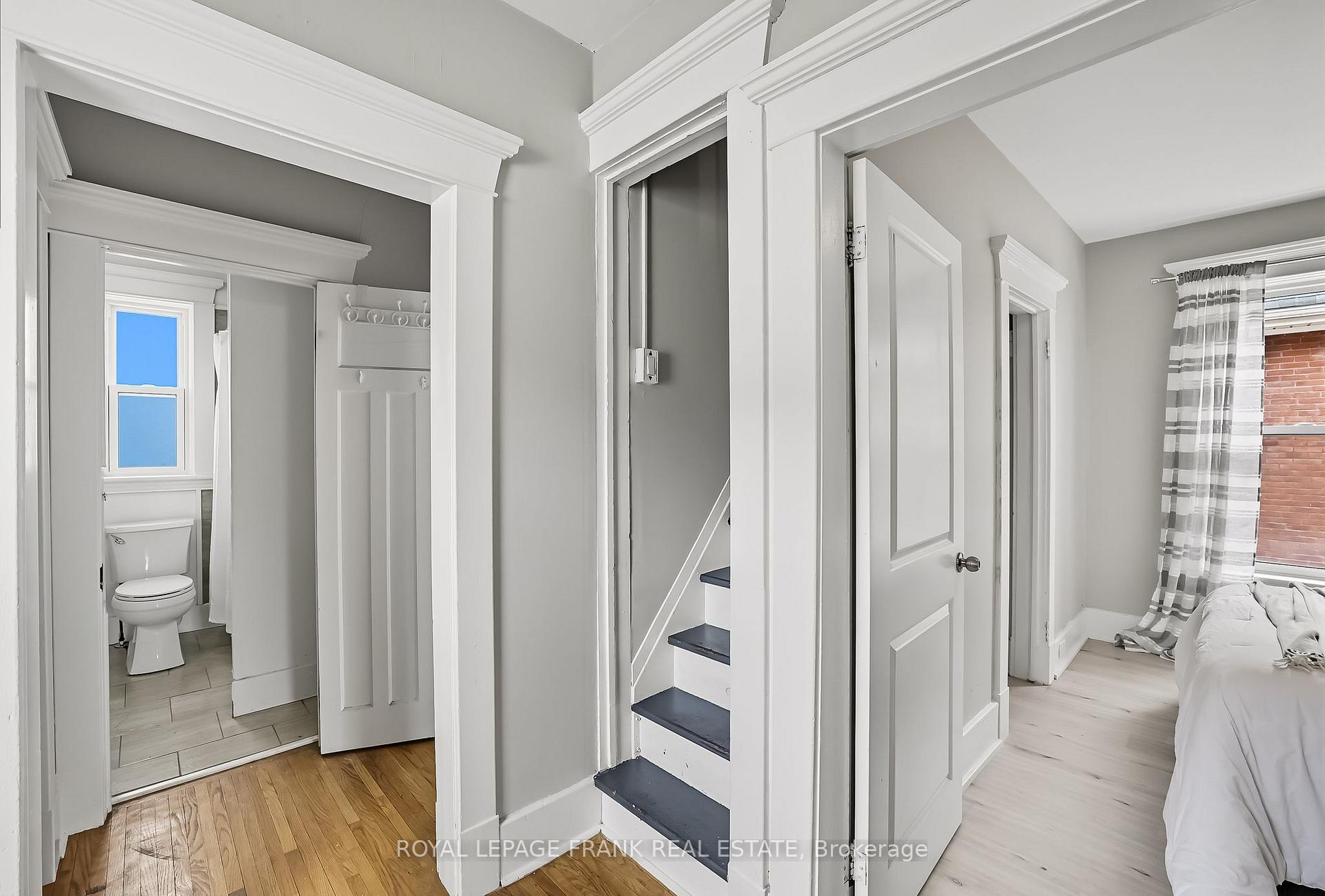 Photo 34 of 798 George Street N, Peterborough, Northcrest Ward 5 — HOMEH