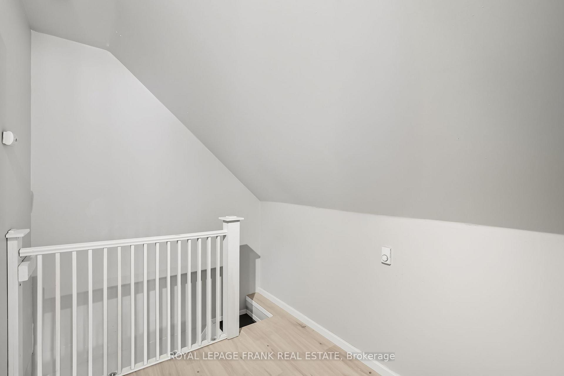 Photo 35 of 798 George Street N, Peterborough, Northcrest Ward 5 — HOMEH