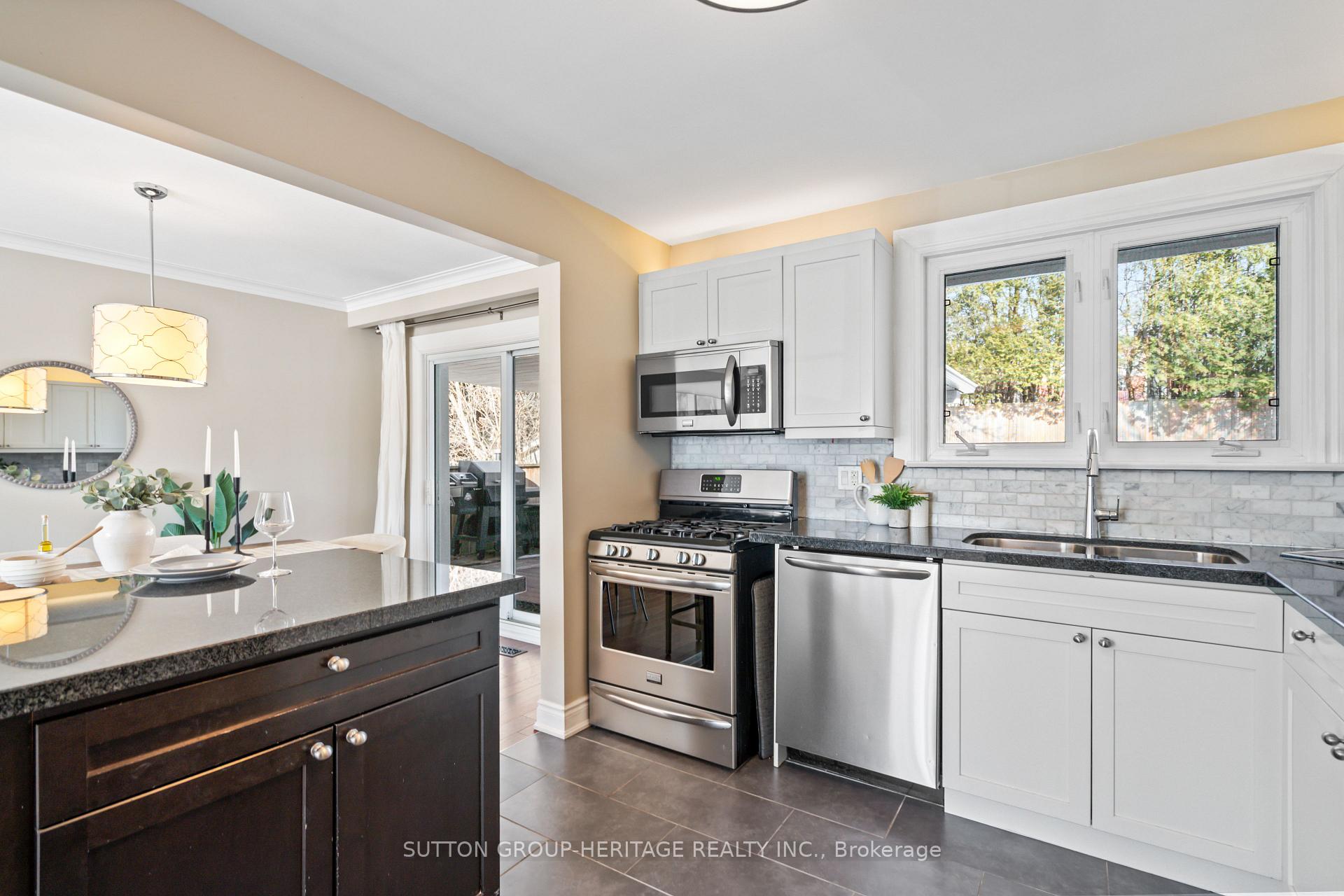 Photo 9 of 213 Bowman Avenue, Whitby, Blue Grass Meadows — HOMEH