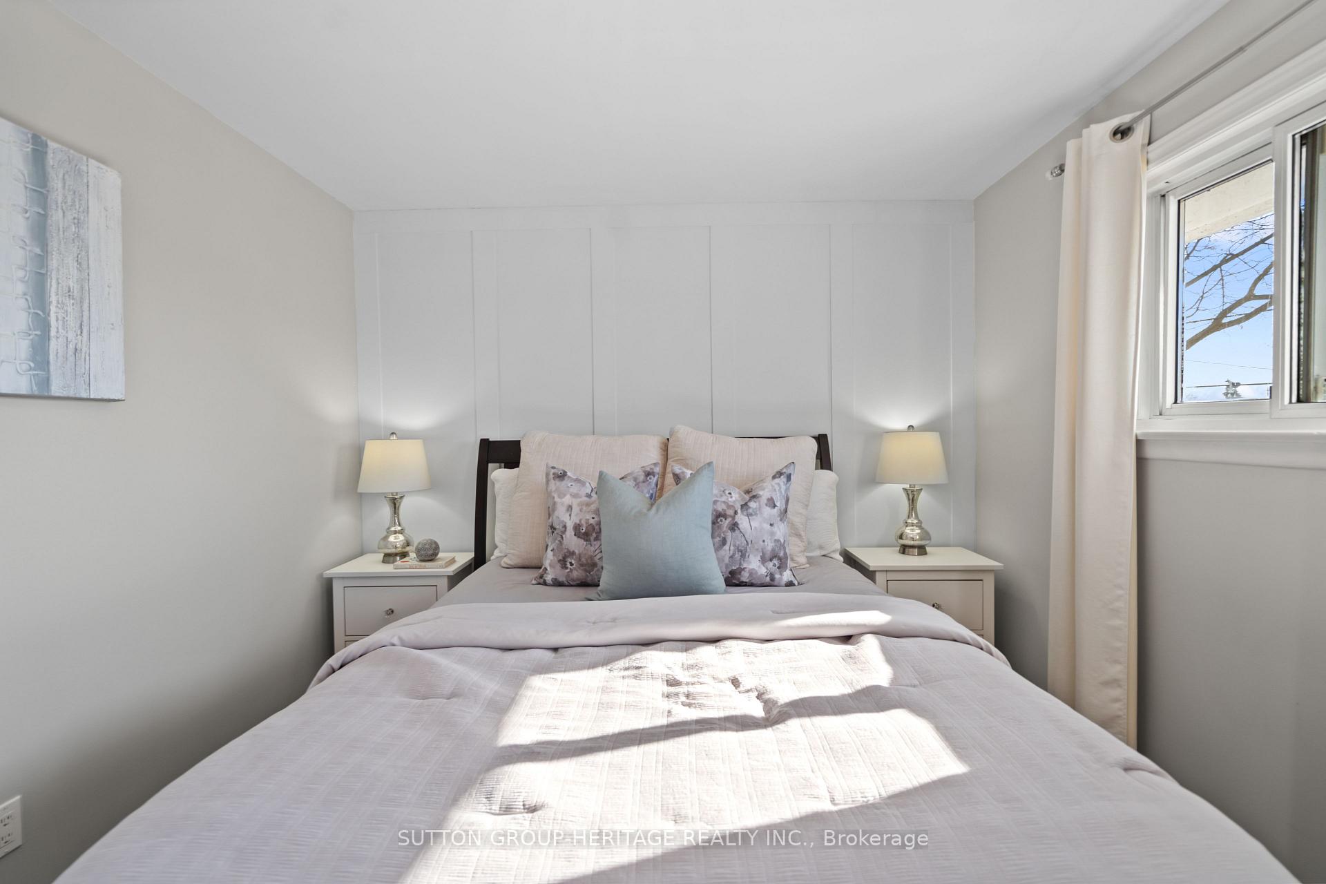 Photo 24 of 213 Bowman Avenue, Whitby, Blue Grass Meadows — HOMEH