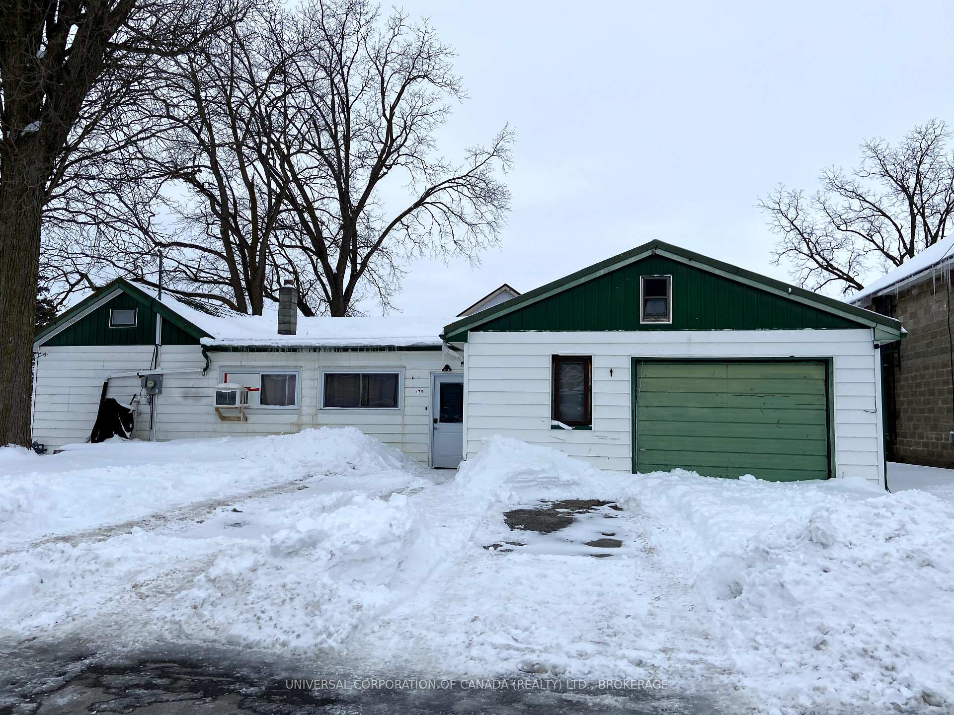 Front of 279 Sydenham Street E