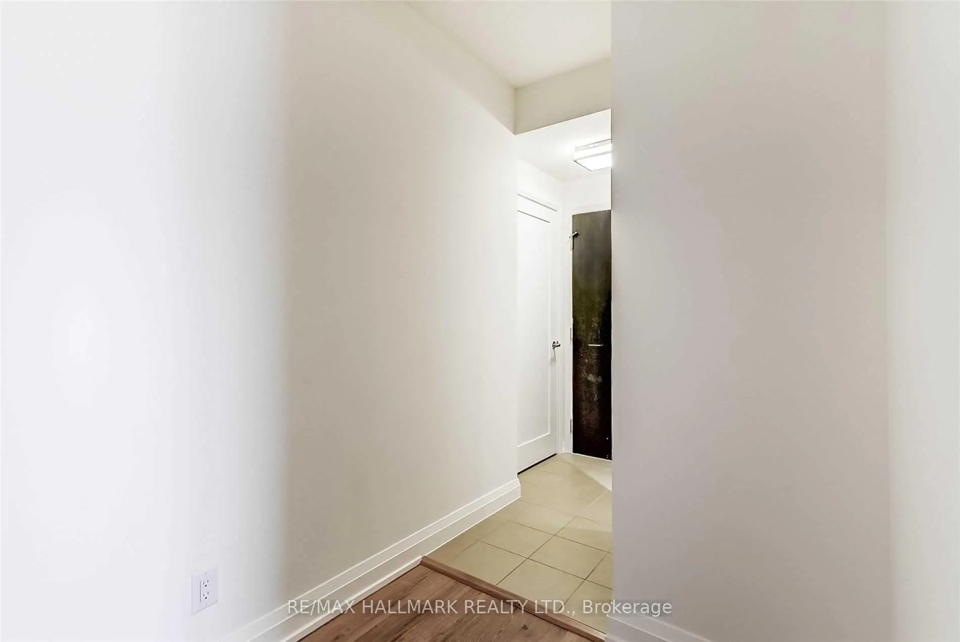 Photo 6 of Unit 2417, 5 Sheppard Avenue E, North York, Willowdale East — HOMEH