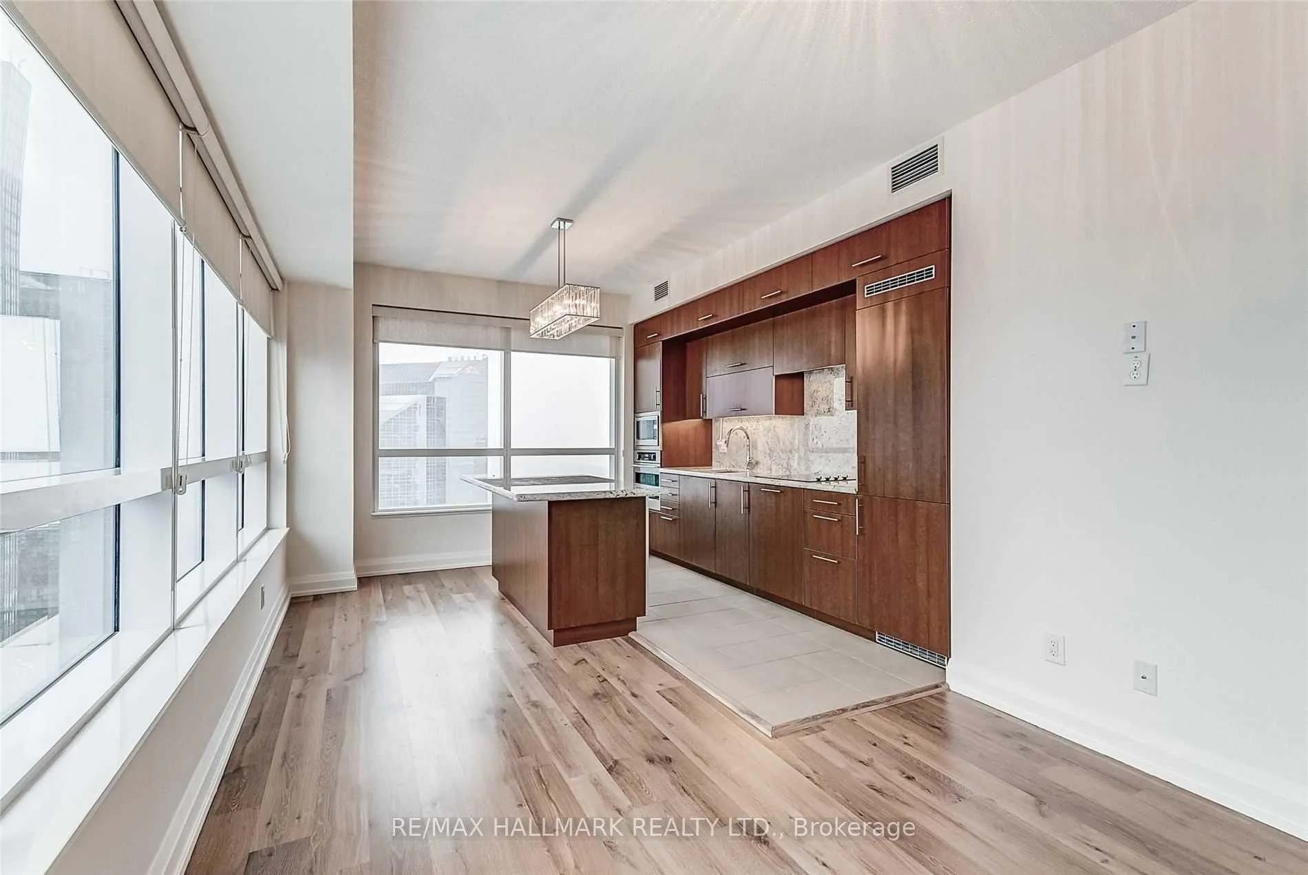 Photo 13 of Unit 2417, 5 Sheppard Avenue E, North York, Willowdale East — HOMEH