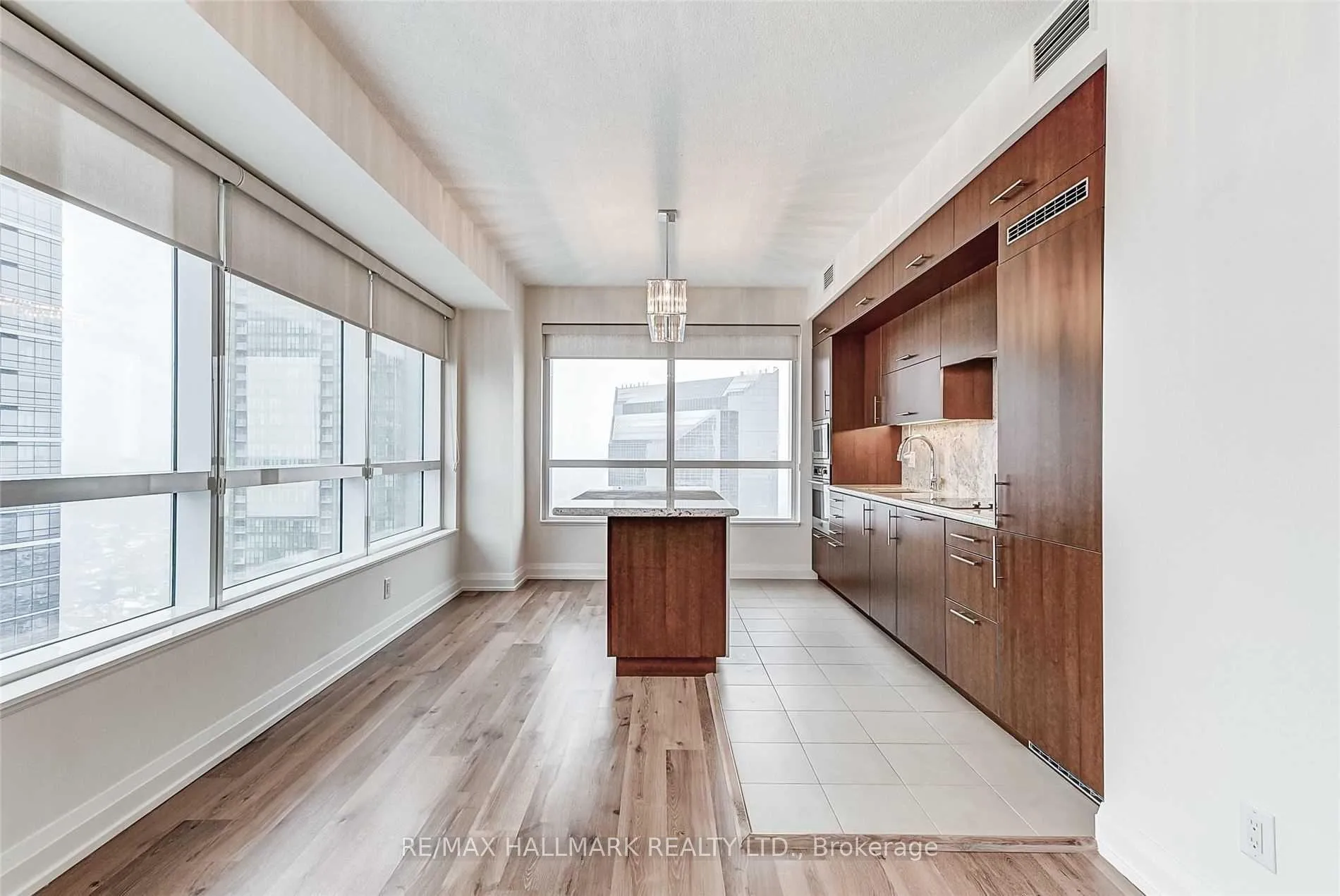 Photo 14 of Unit 2417, 5 Sheppard Avenue E, North York, Willowdale East — HOMEH