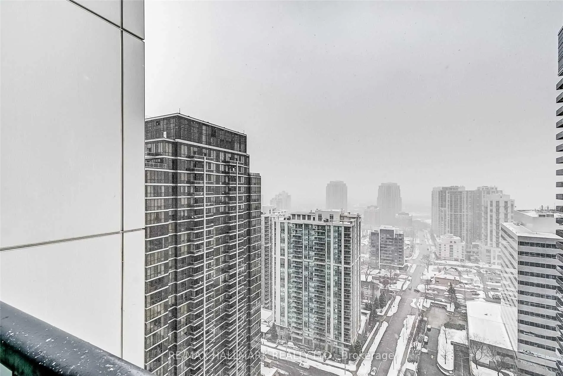 Photo 31 of Unit 2417, 5 Sheppard Avenue E, North York, Willowdale East — HOMEH