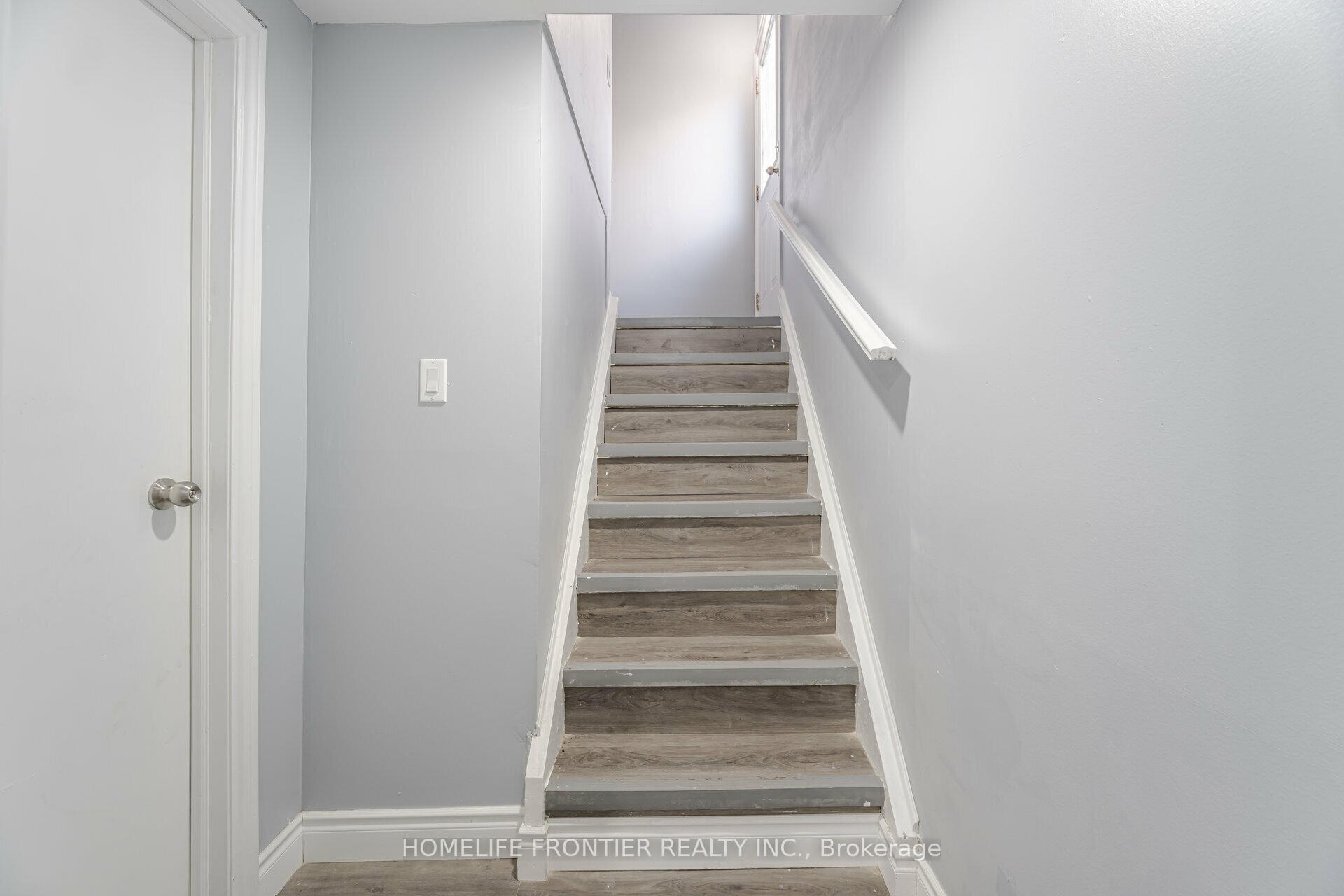 Photo 23 of 1204 Simcoe Street S, Oshawa, Lakeview — HOMEH