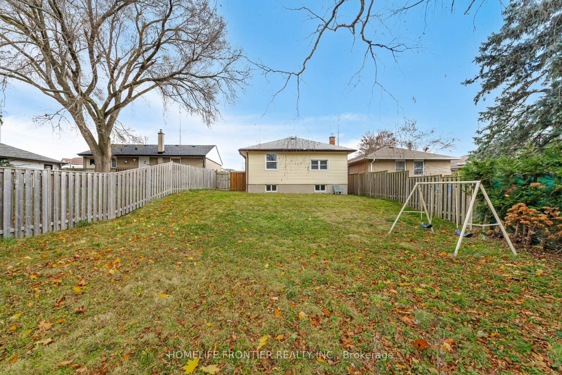 Photo 43 of 1204 Simcoe Street S, Oshawa, Lakeview — HOMEH